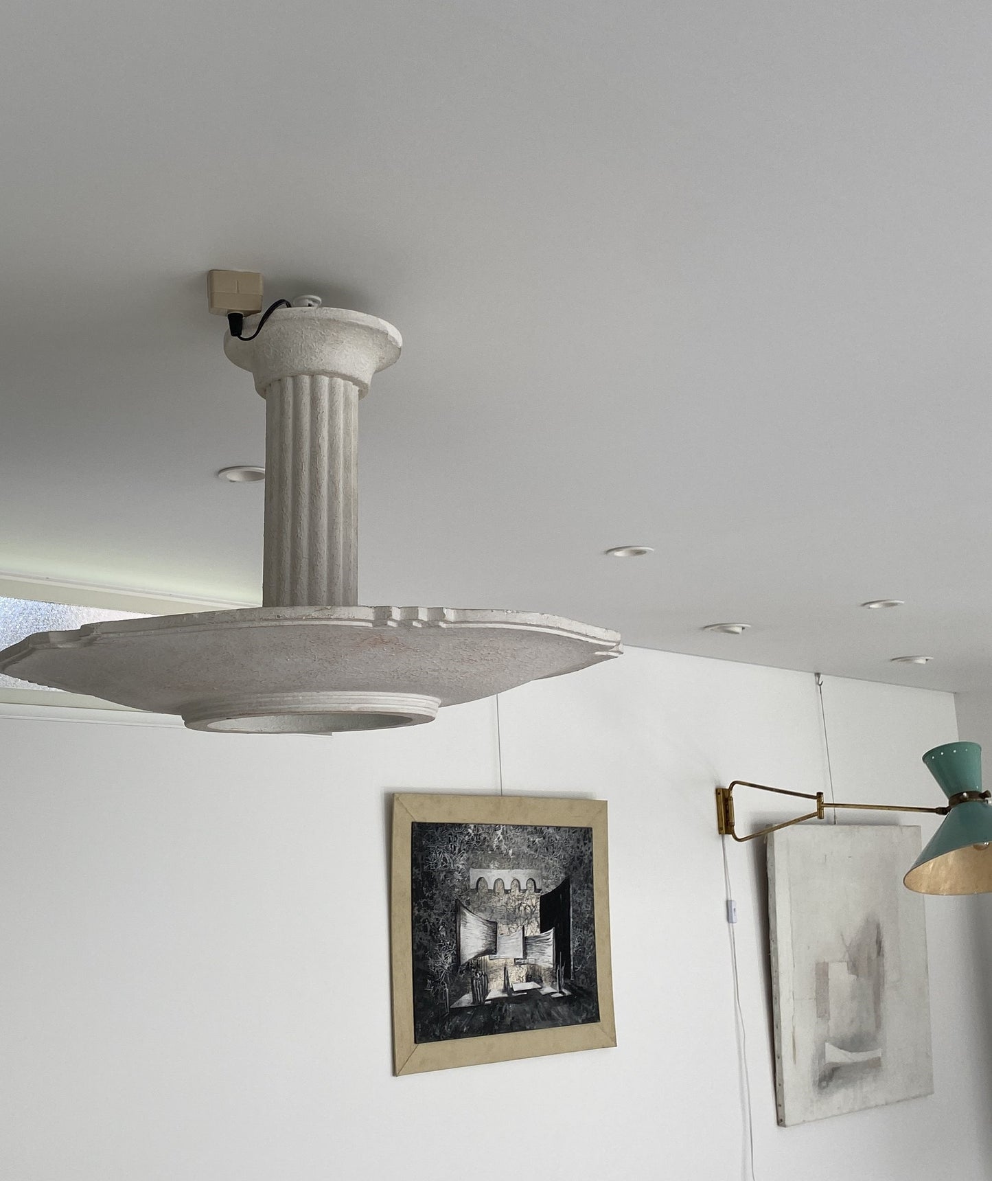 ”ARLUS” Column Chandelier