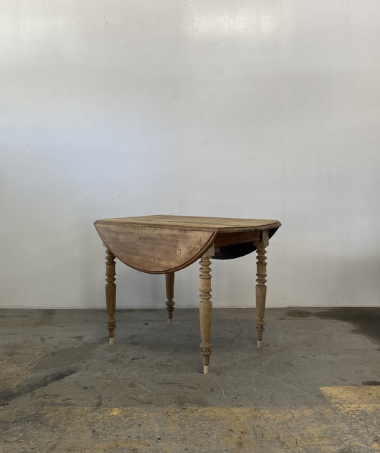 Butterfly Table