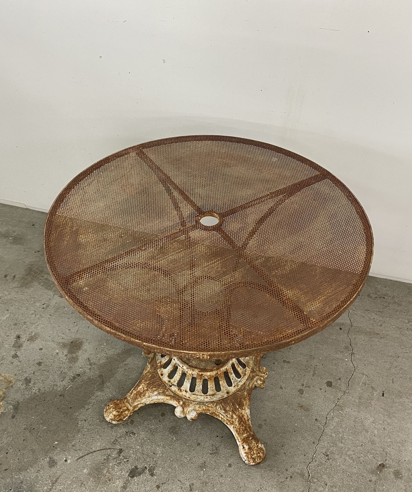 Cast Iron Round Bistro Table