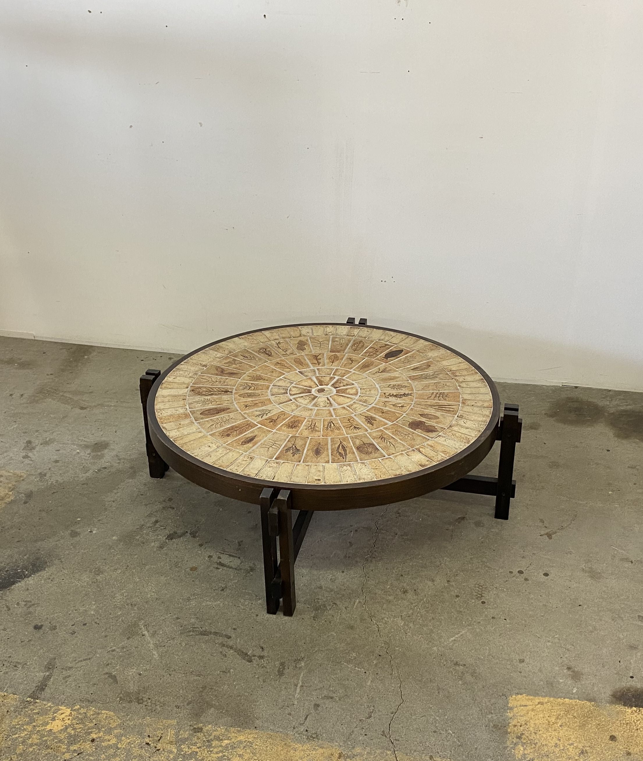 Roger Capron/Coffee Table – Round trip Antiques