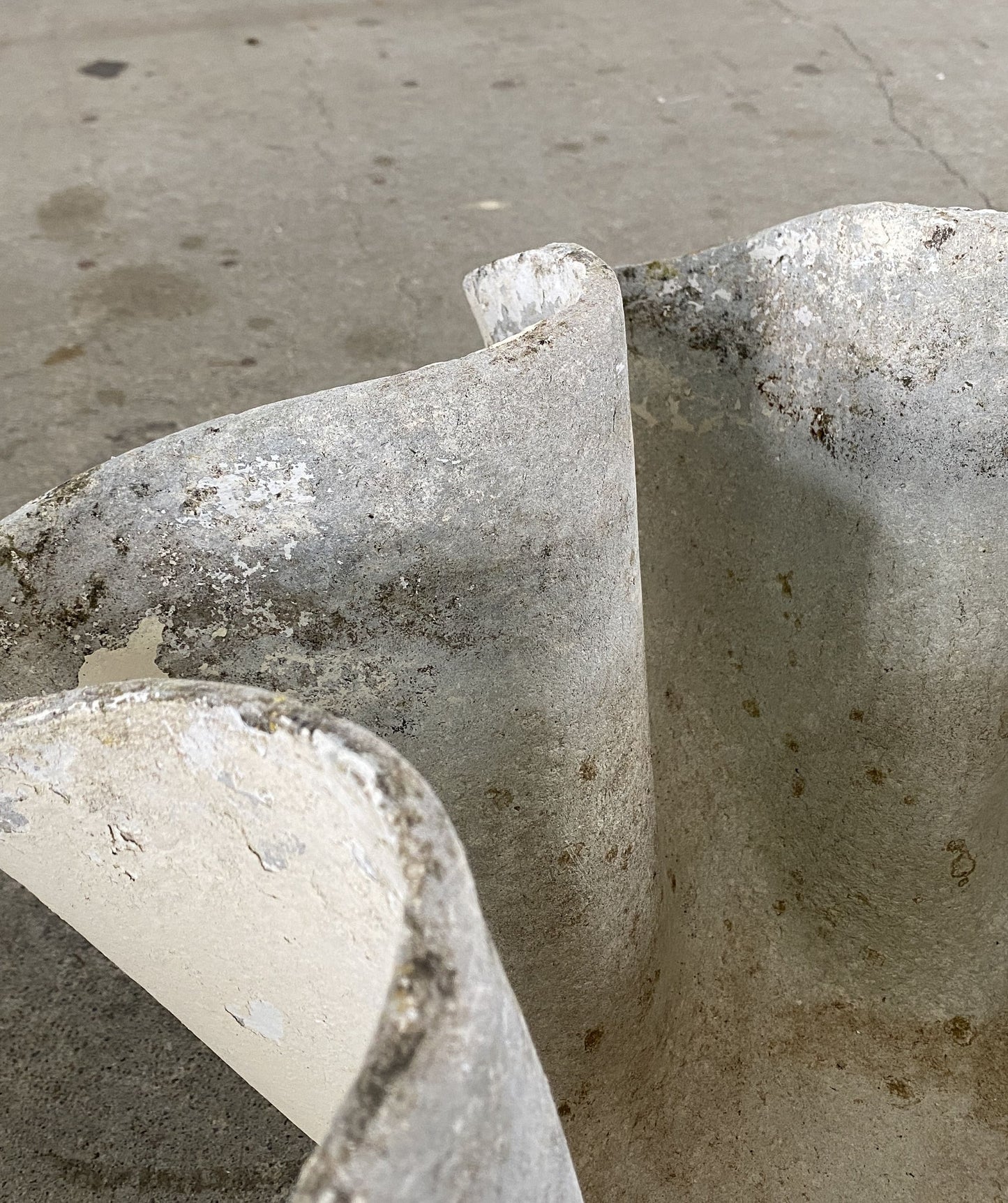 ”Willy Guhl” Planter Pot