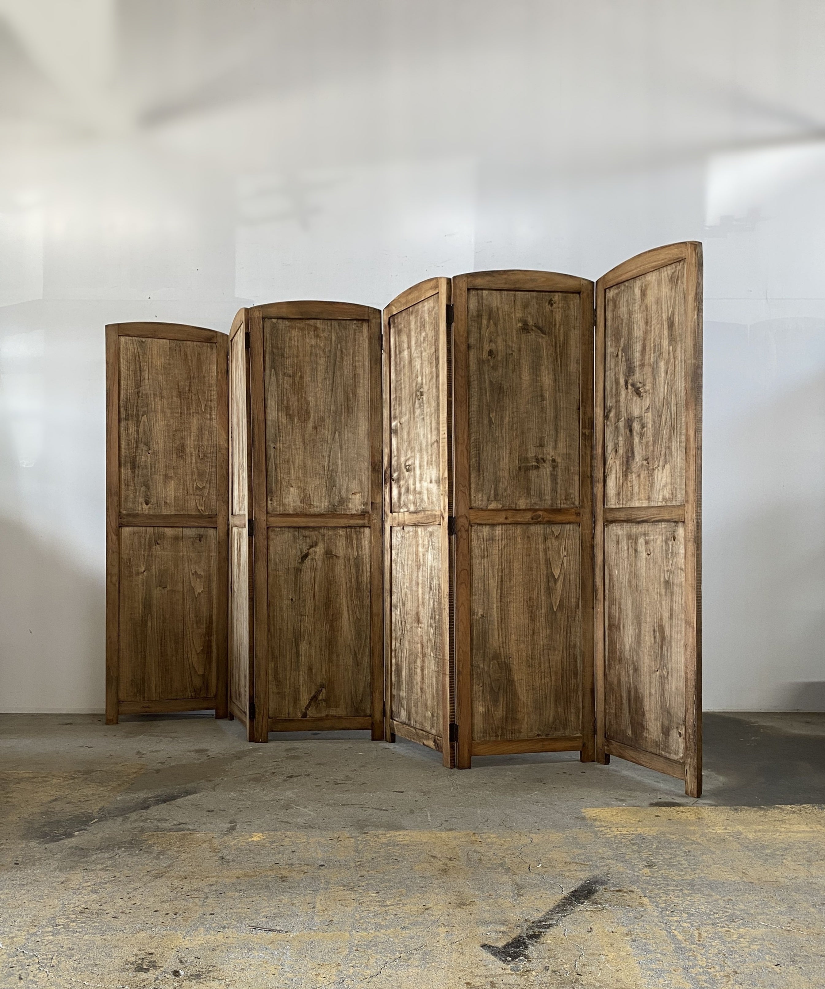 Partition – Round trip Antiques