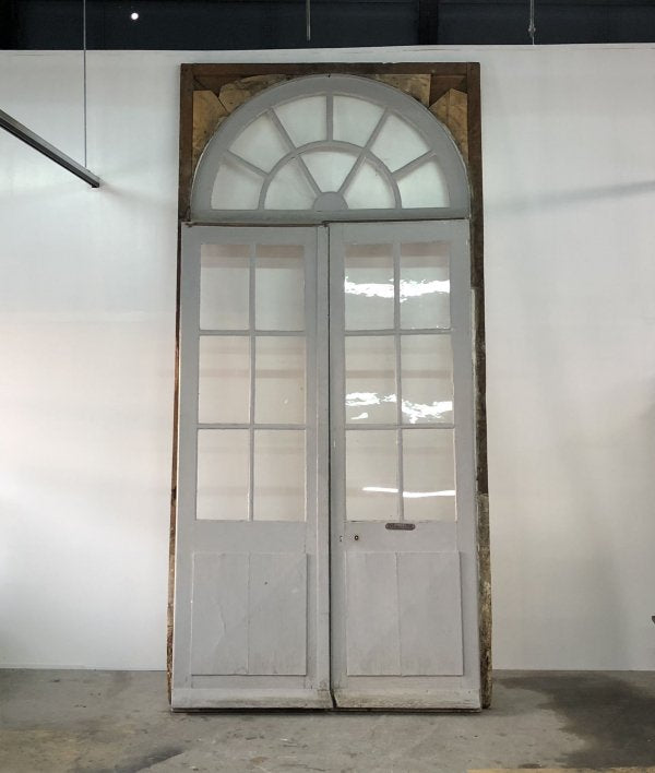 Pair of French Doors – Round trip Antiques