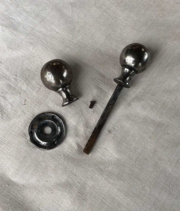 door handle