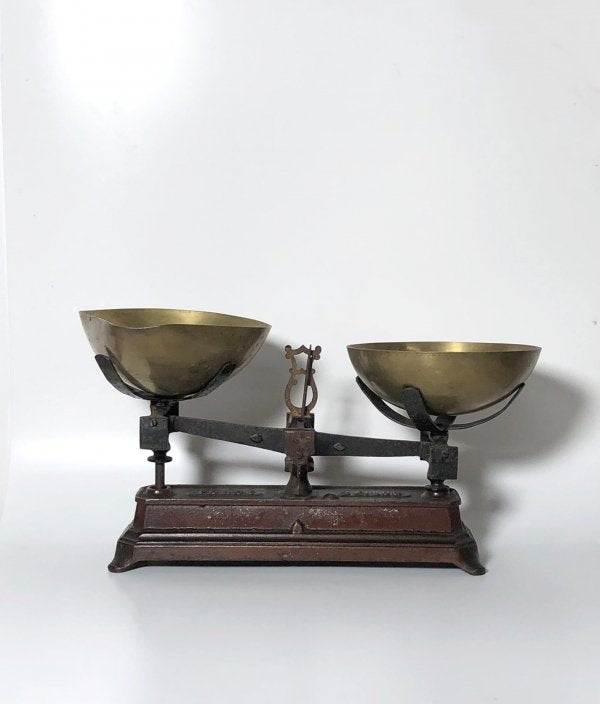 Balance Objet – Round trip Antiques