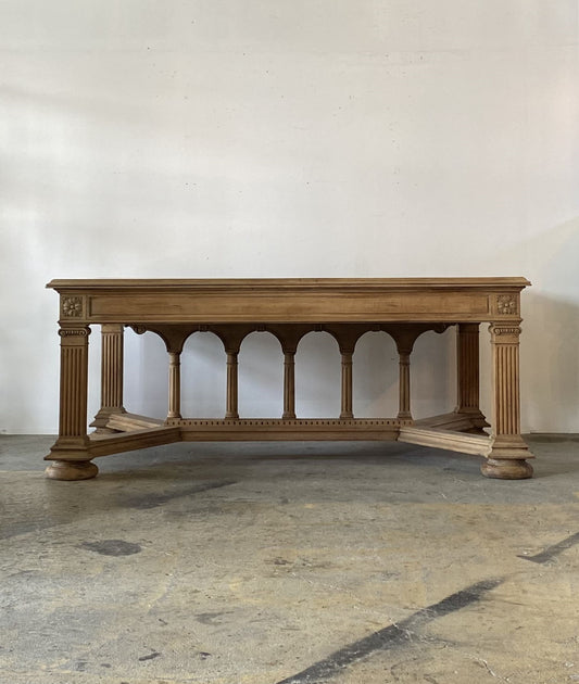 Grand French Table