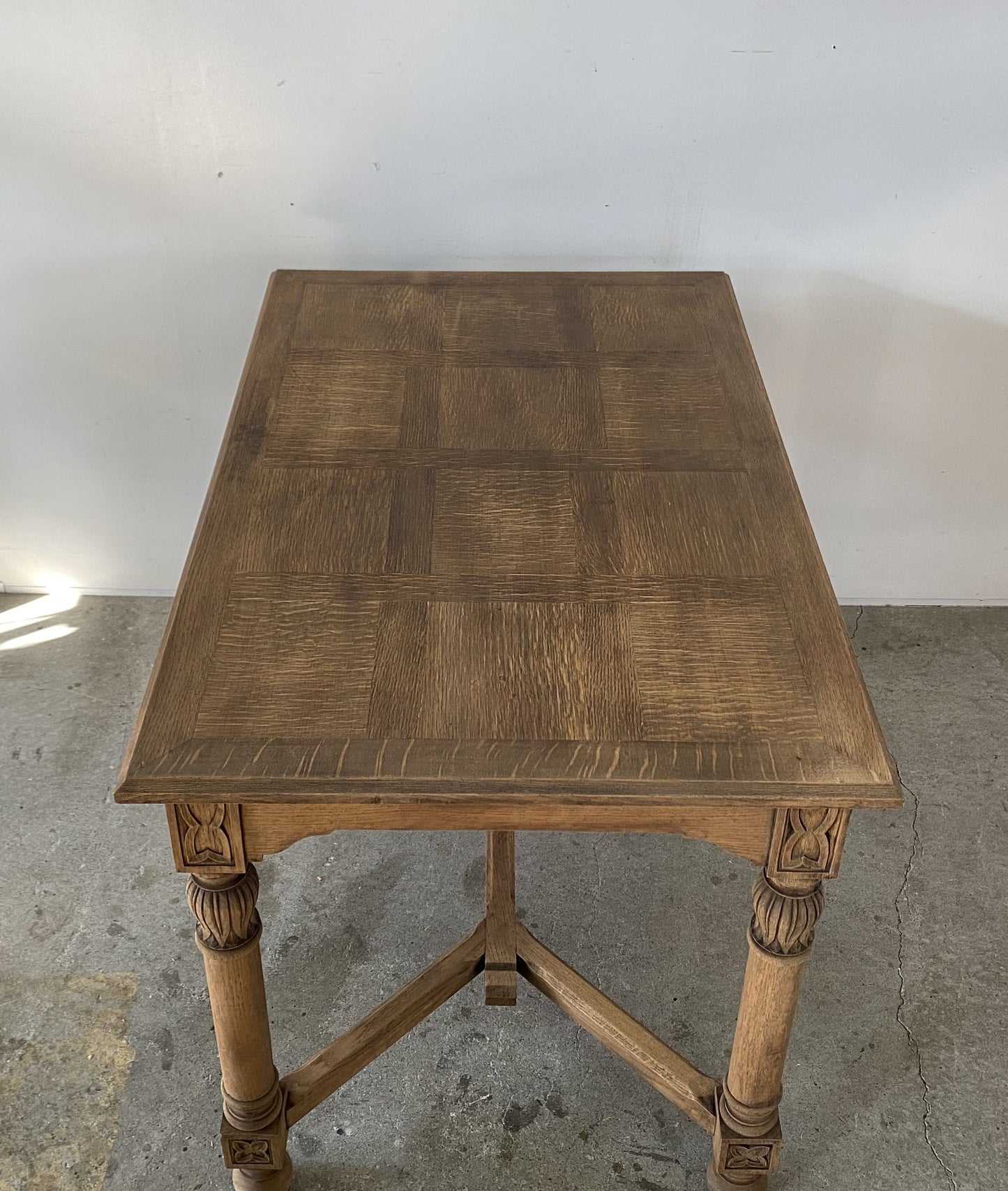 Oak Table