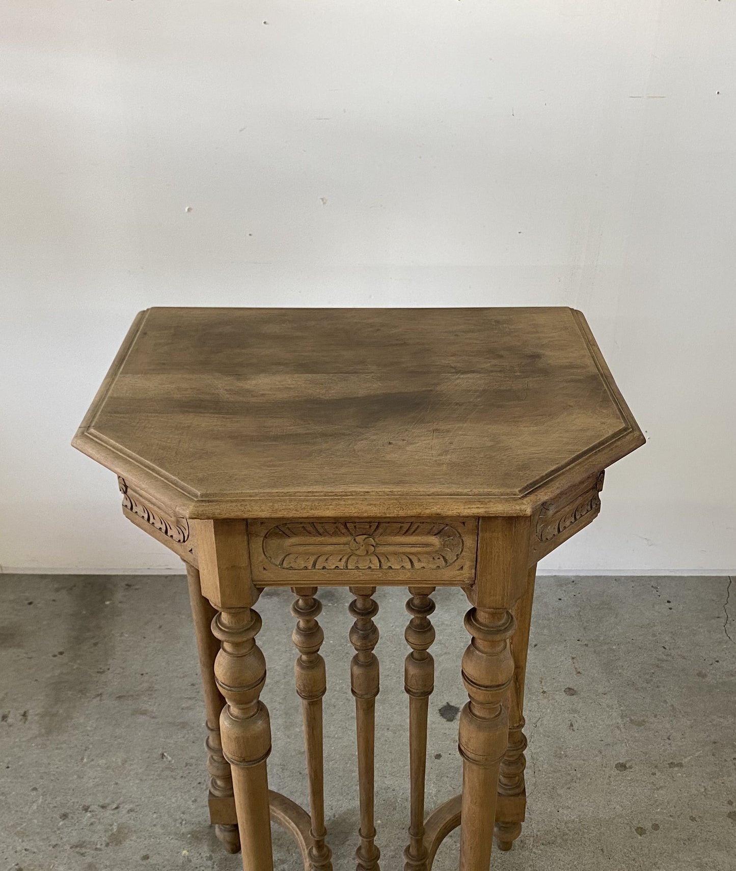 Console table