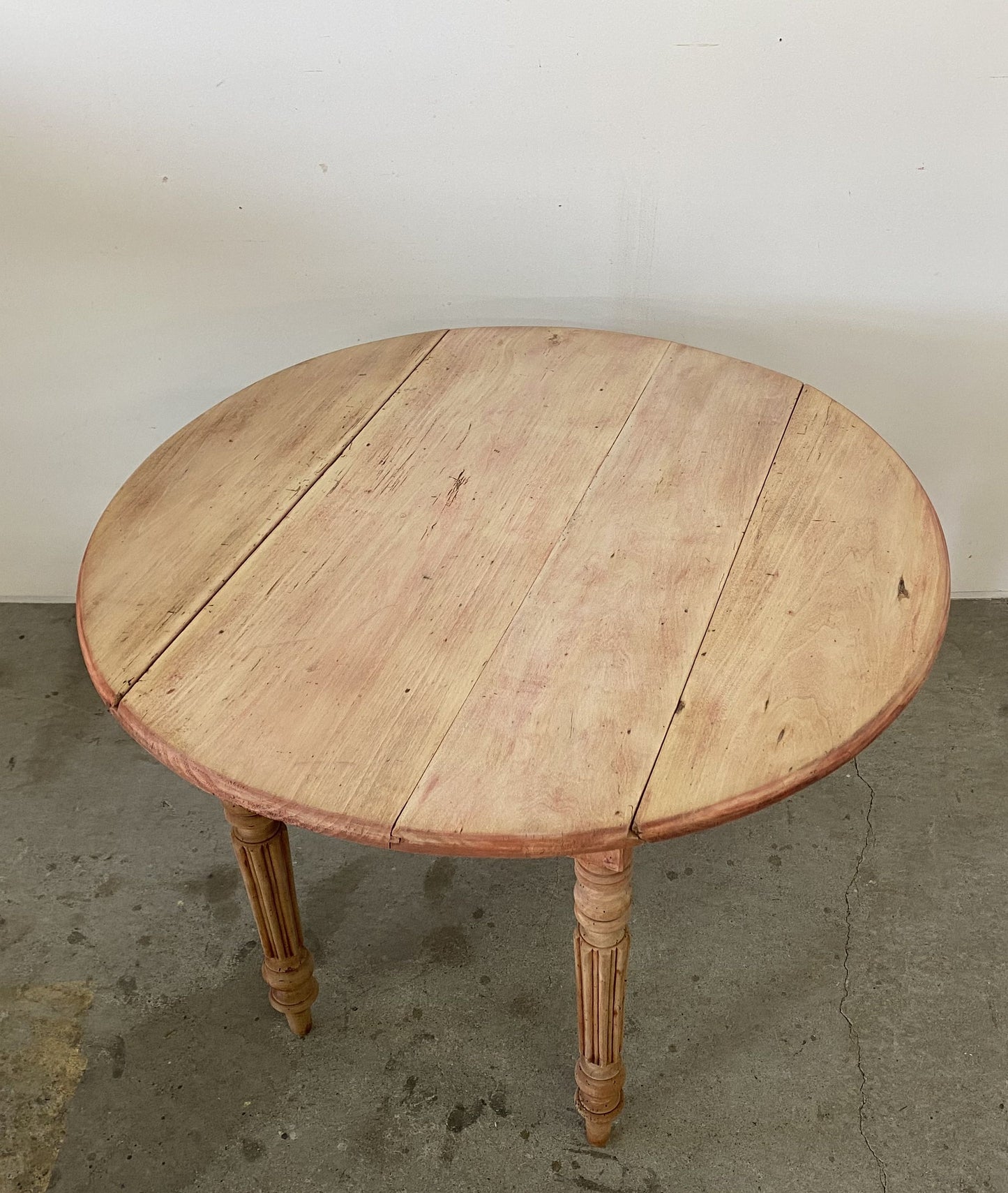 Butterfly Table
