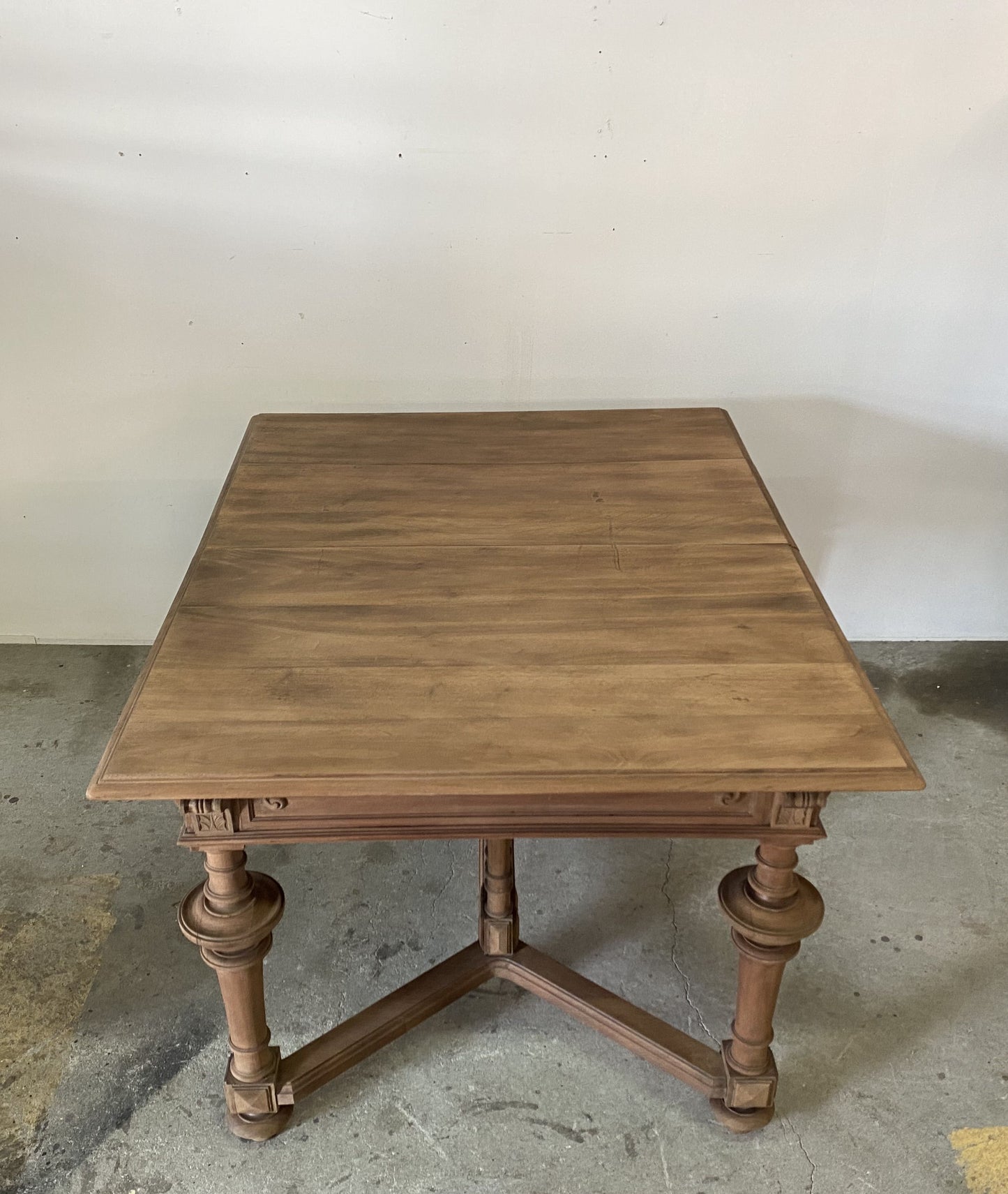 ”HenriⅡ” Table