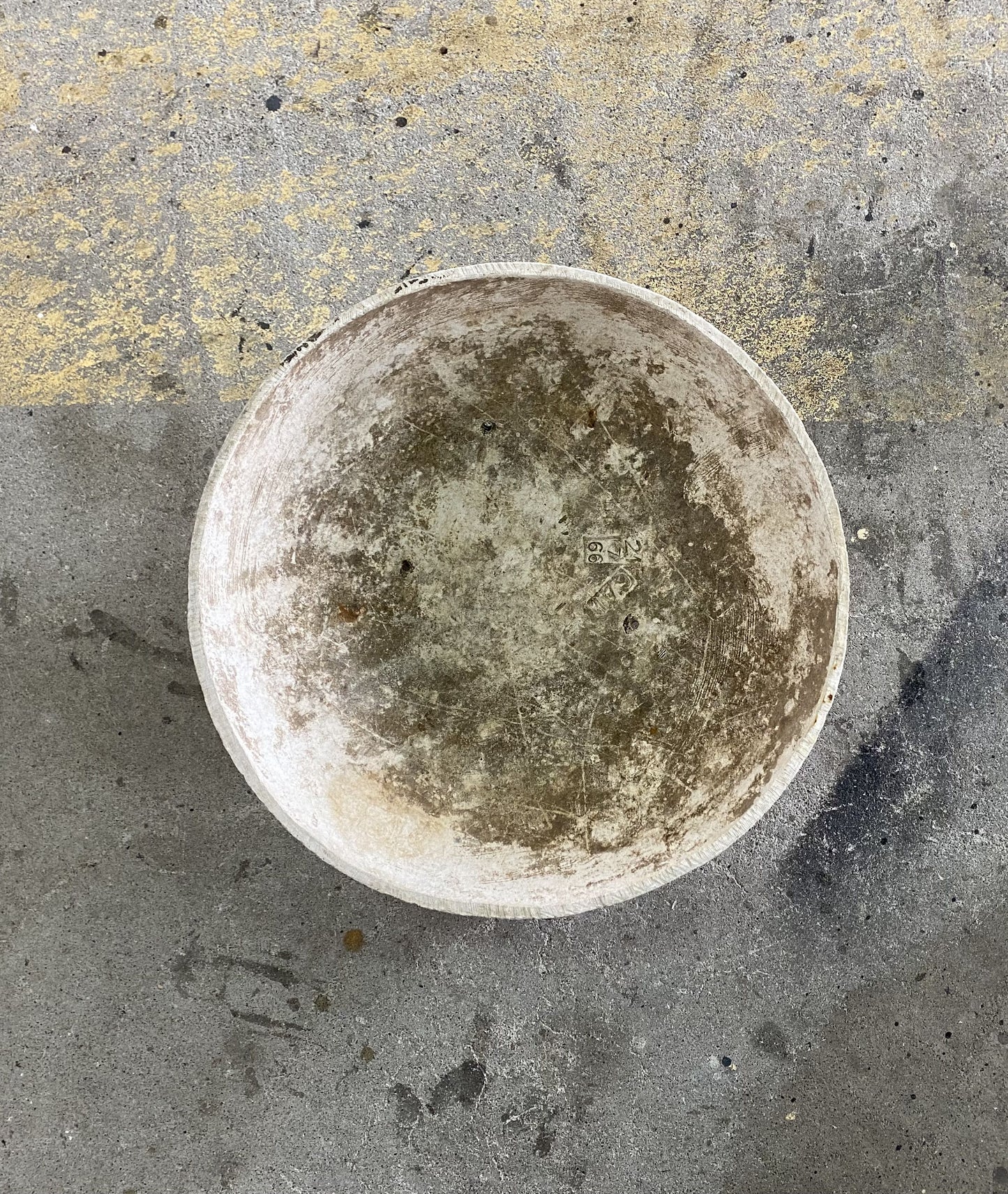 ”Willy Guhl” Planter Pot