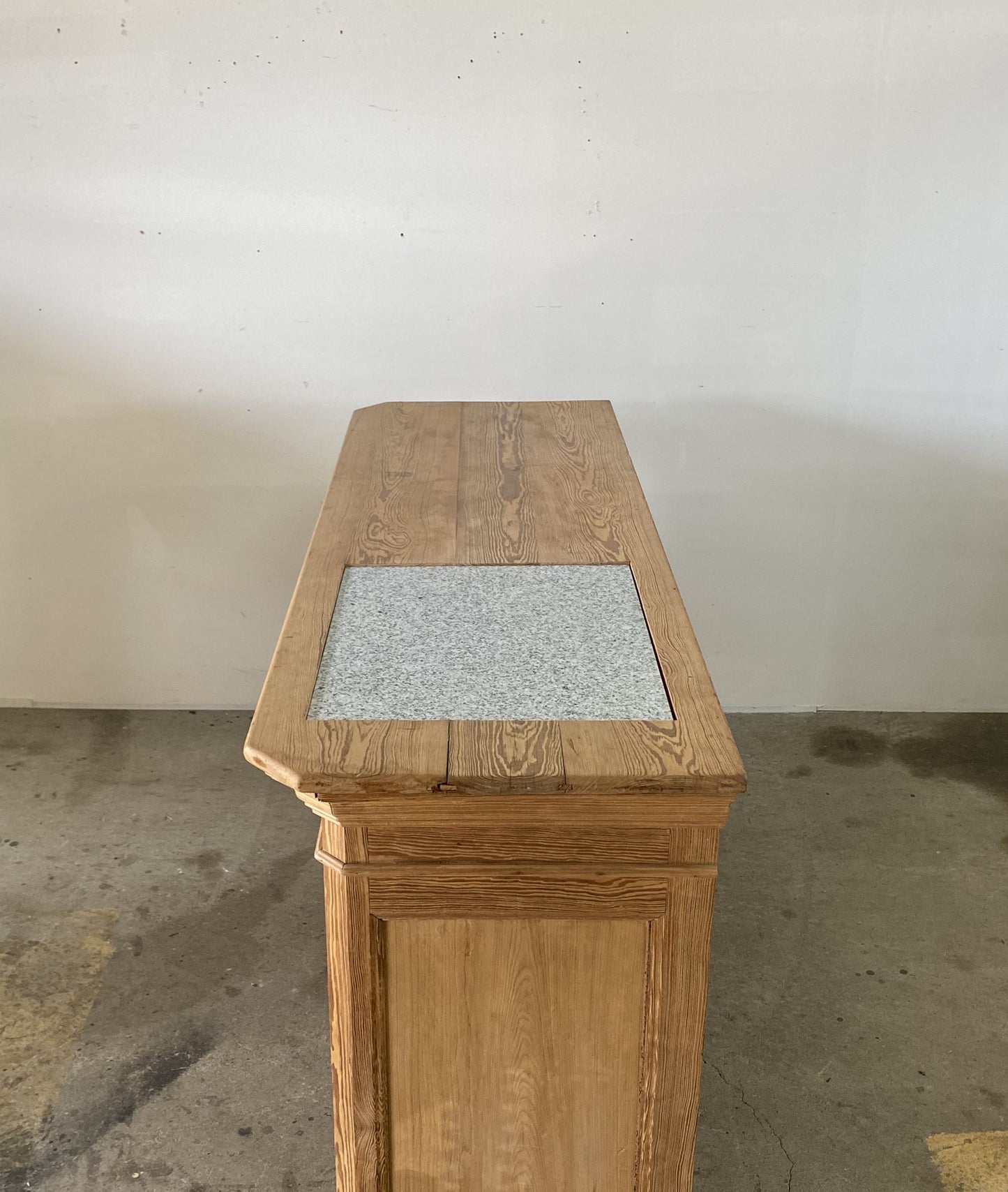 Shop Counter