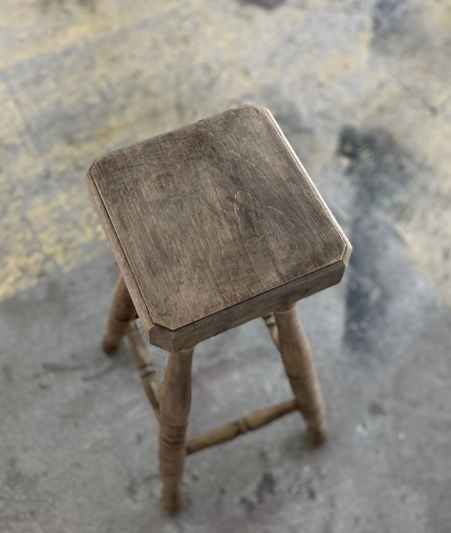 Hight Stool