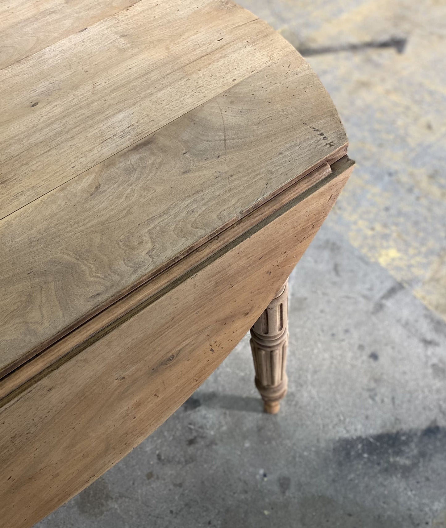 Butterfly Table