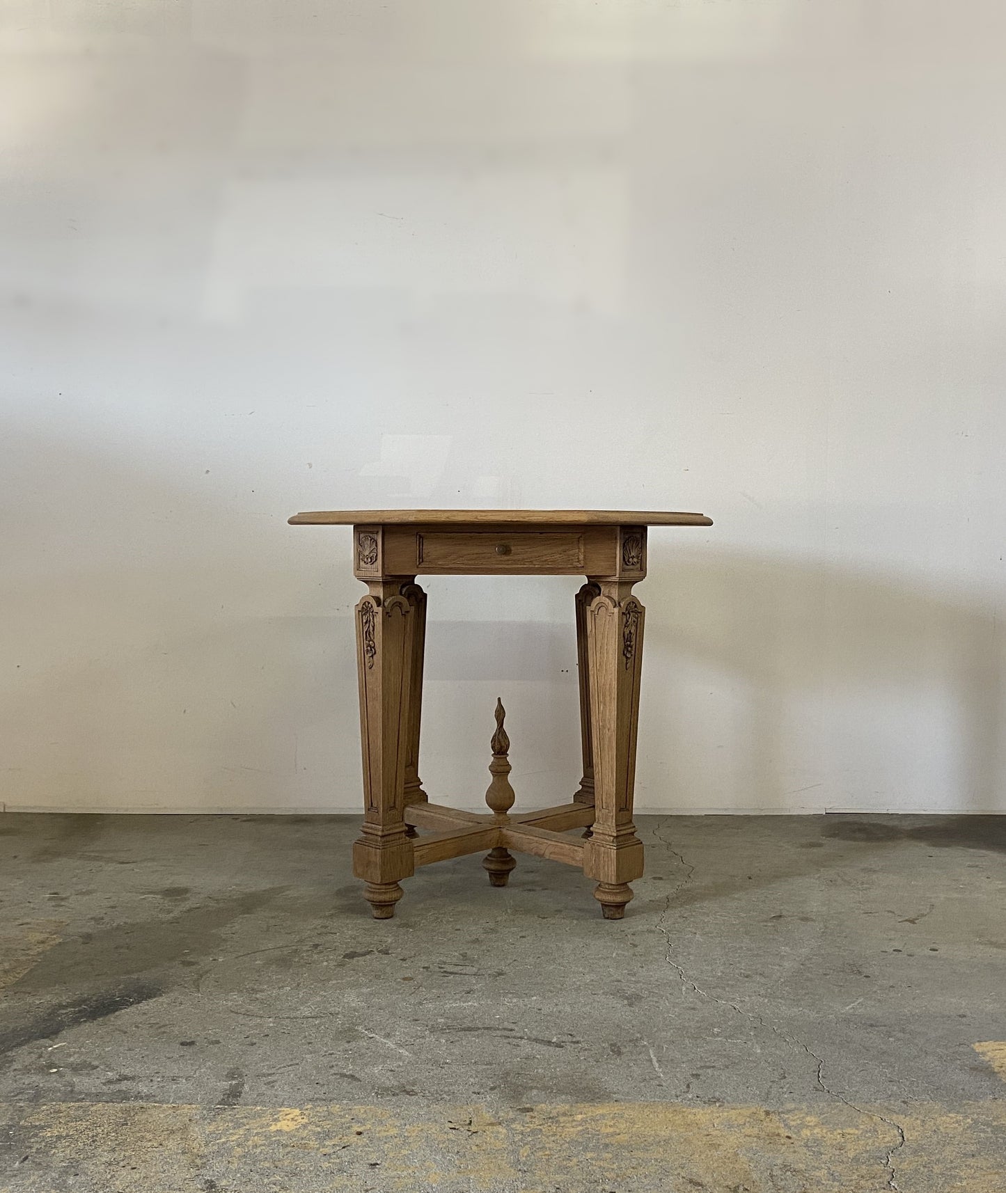 1dr French Oak Table