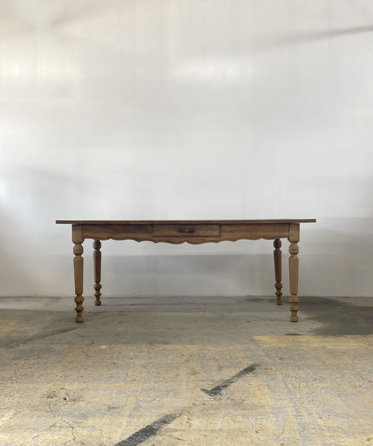 1dr oak Table