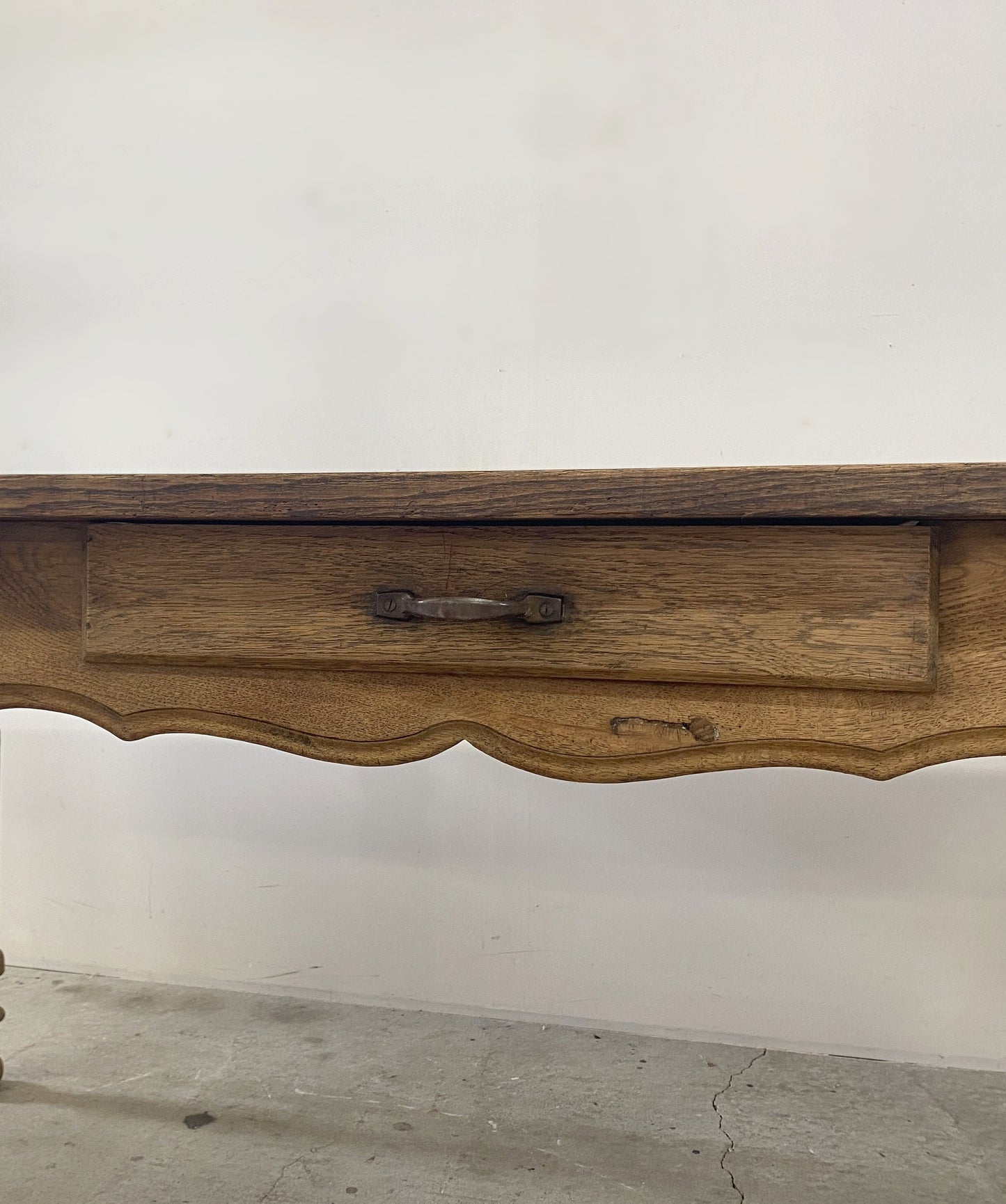1dr oak Table