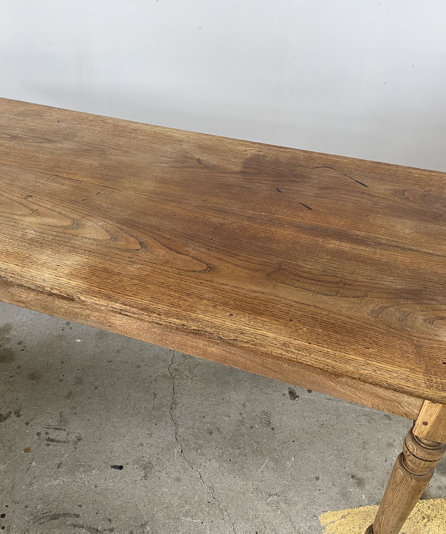 1dr oak Table