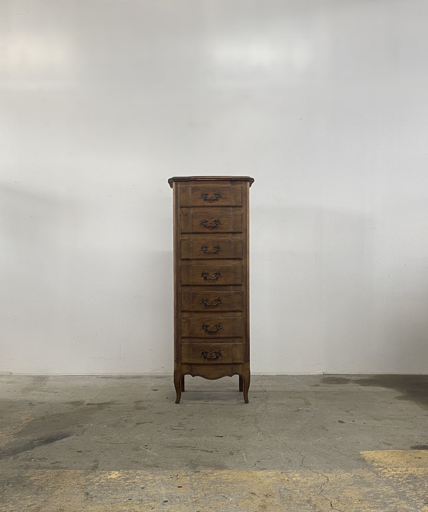 7 Oak Chest