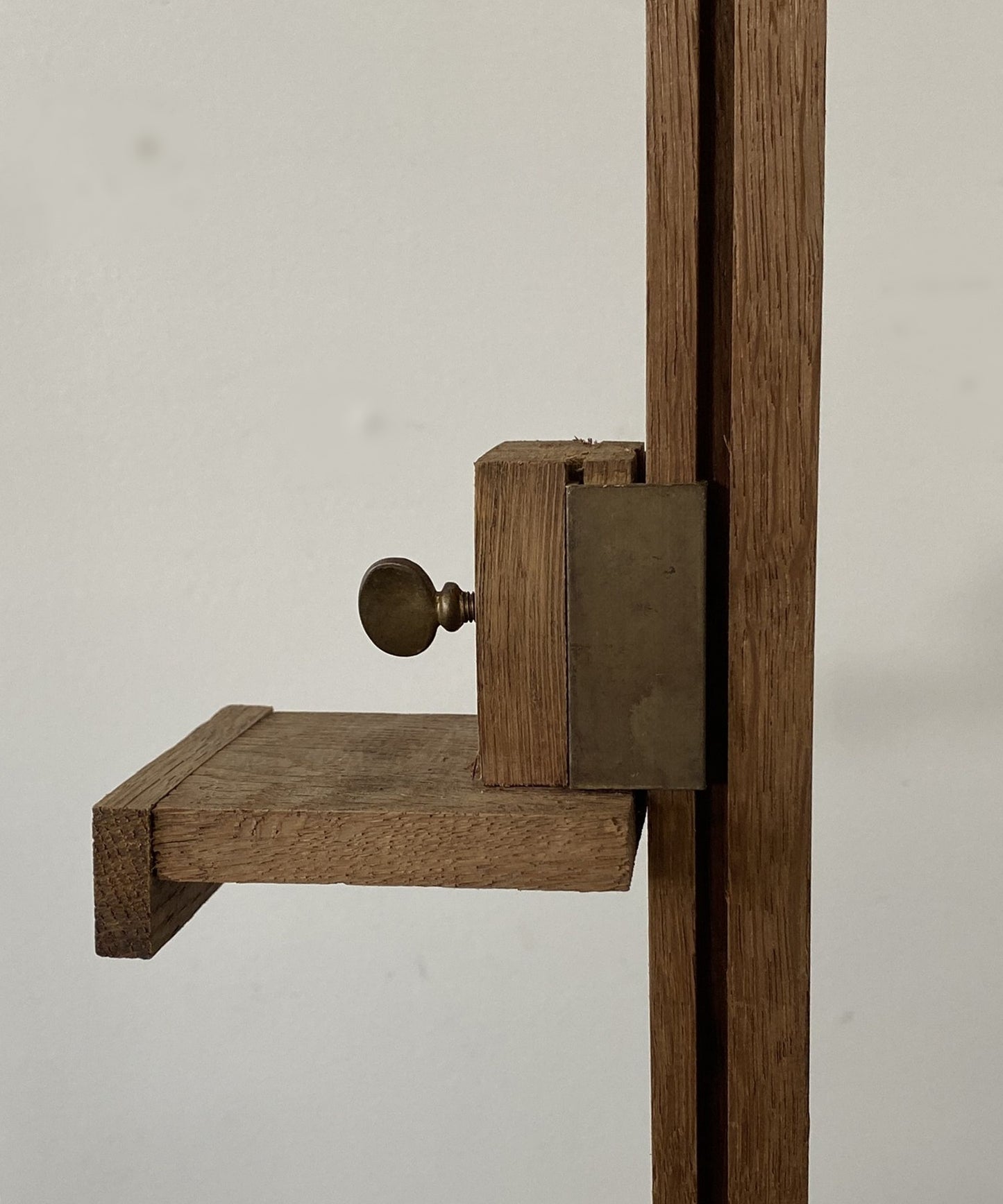 Gallery Easel Stand