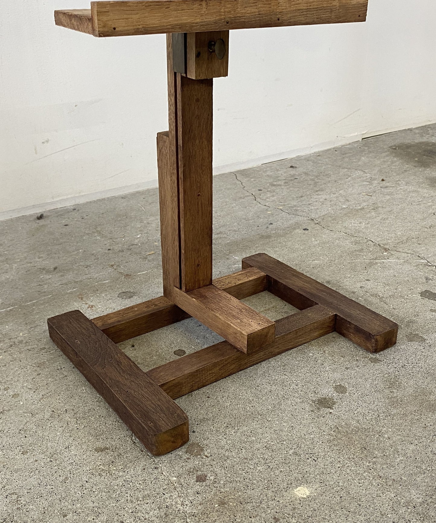 Gallery Easel Stand