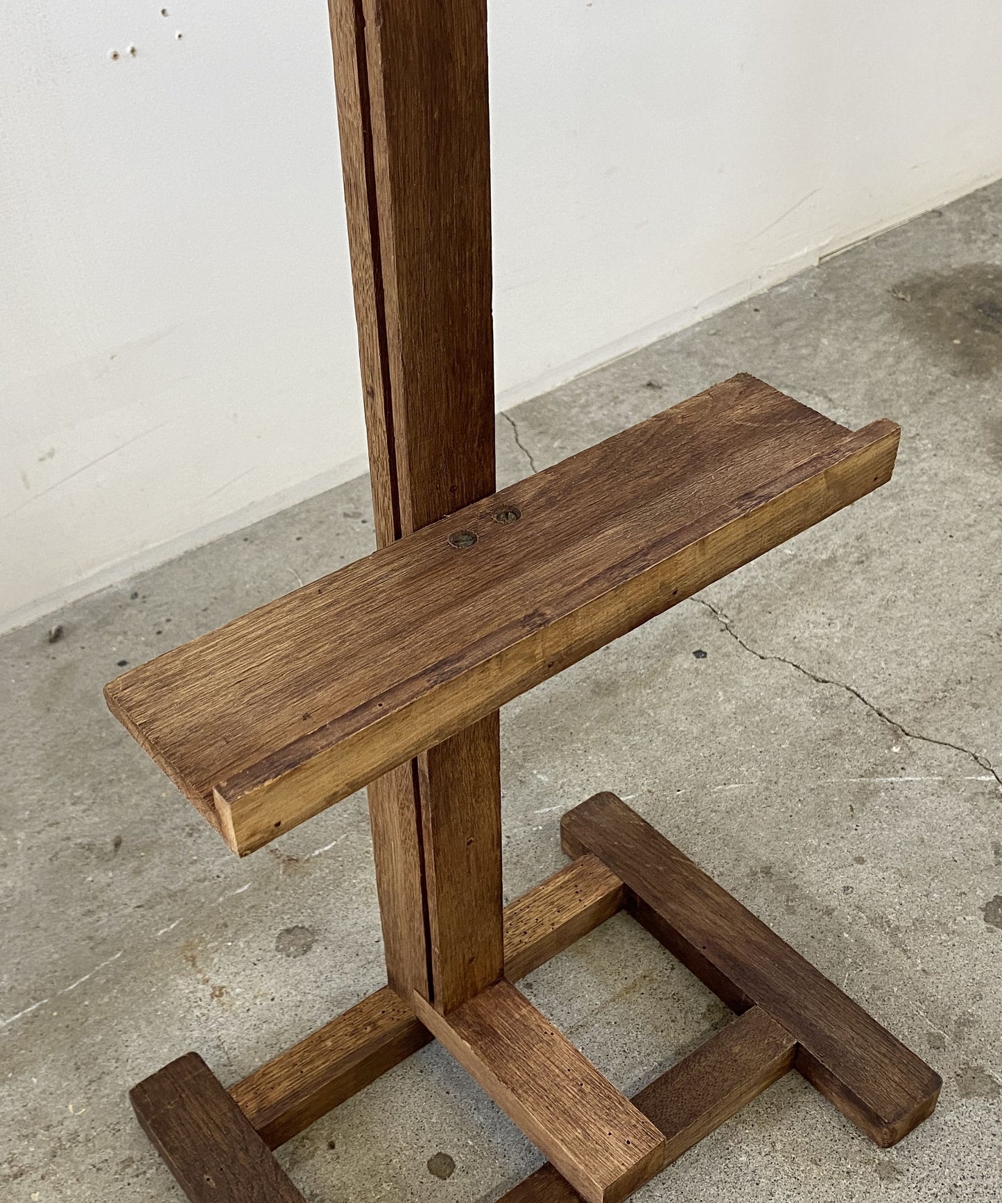 Gallery Easel Stand