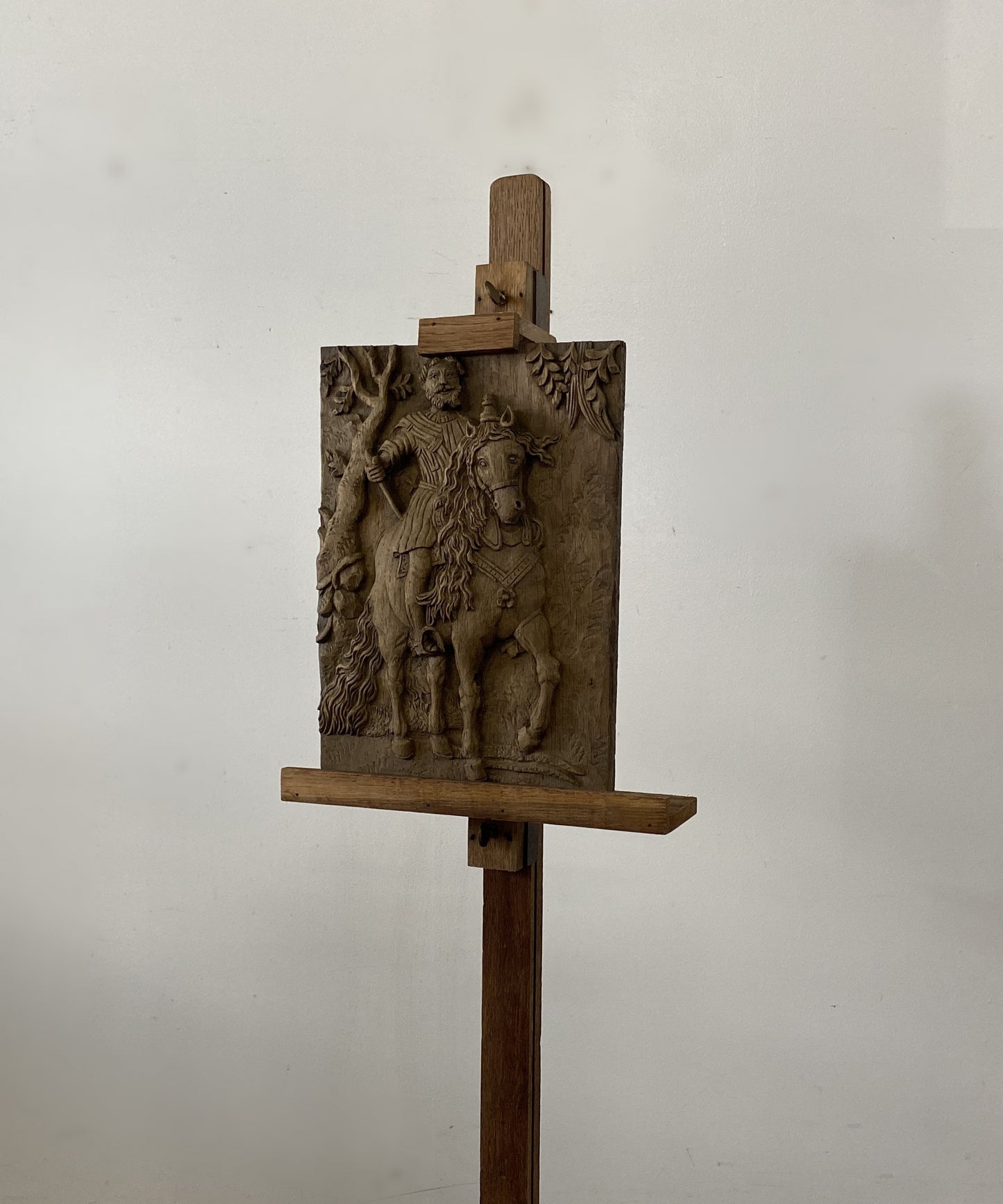 Gallery Easel Stand