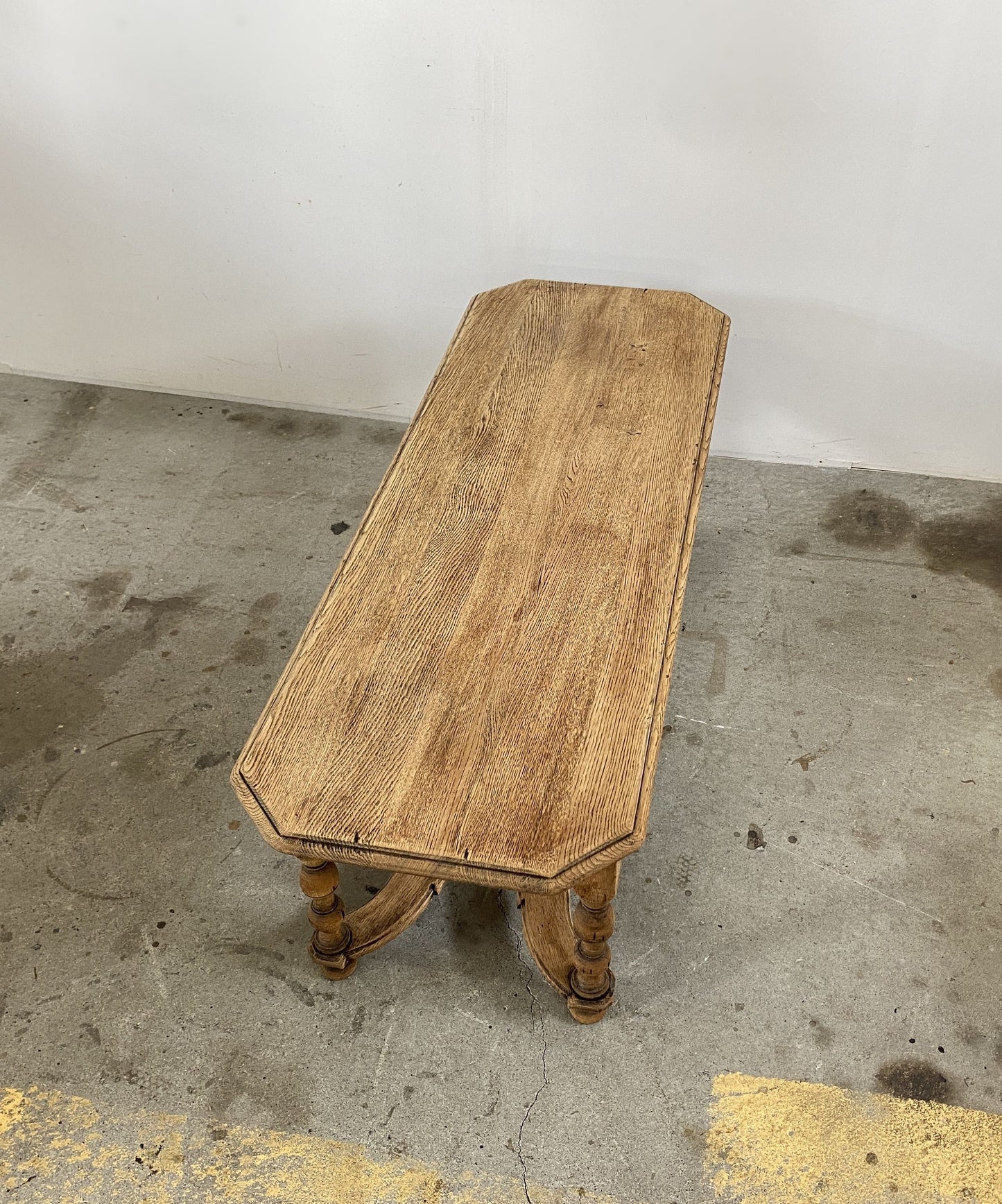 2dr Oak Table