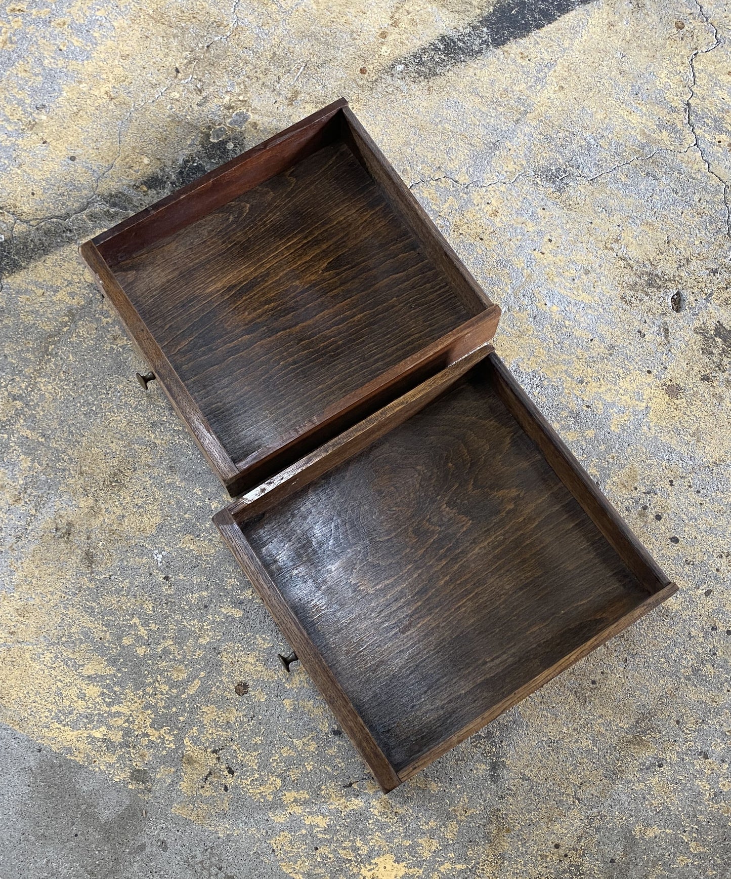 2dr Oak Table