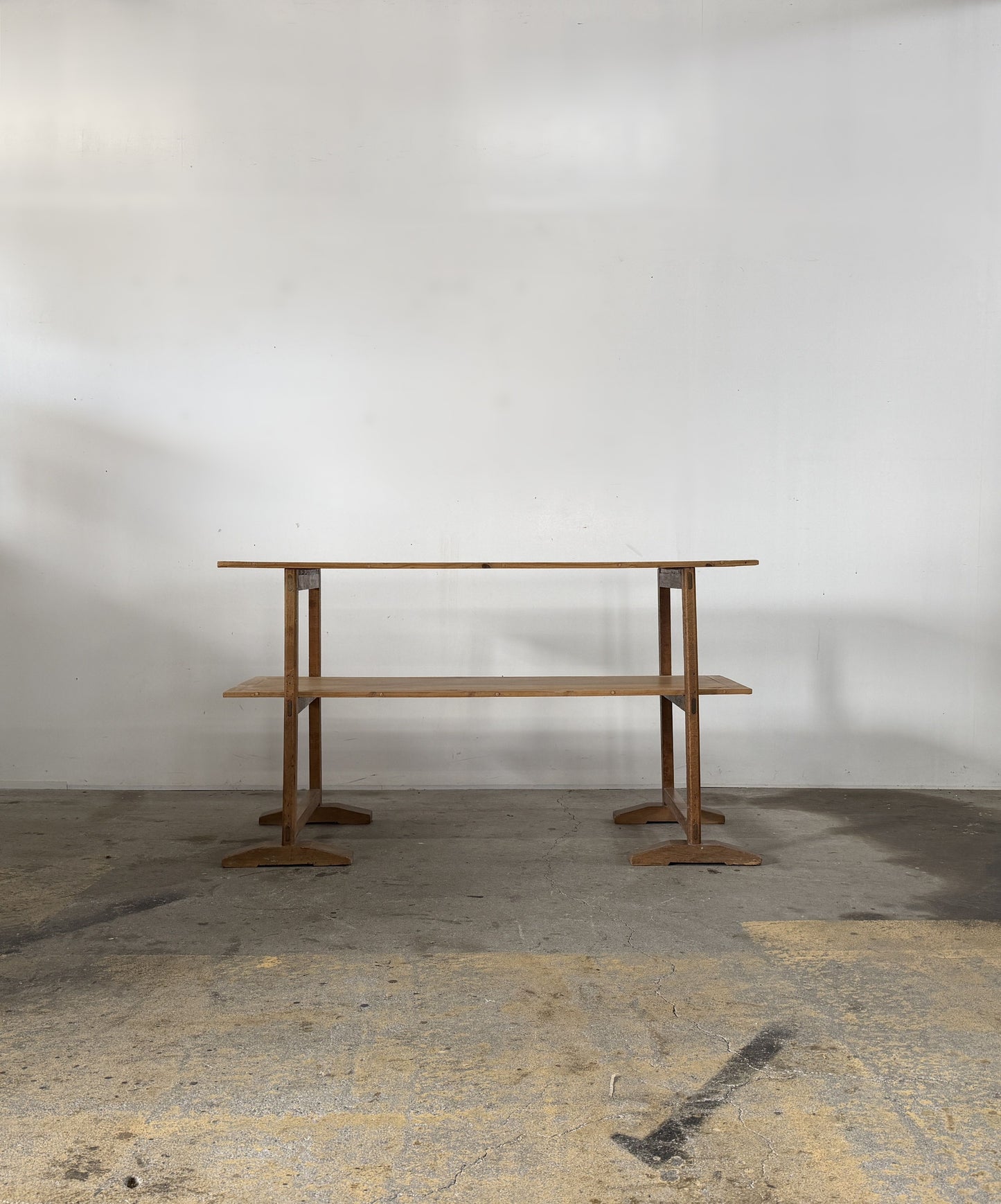 Atelier Table