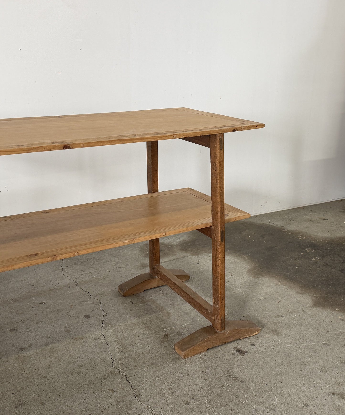 Atelier Table