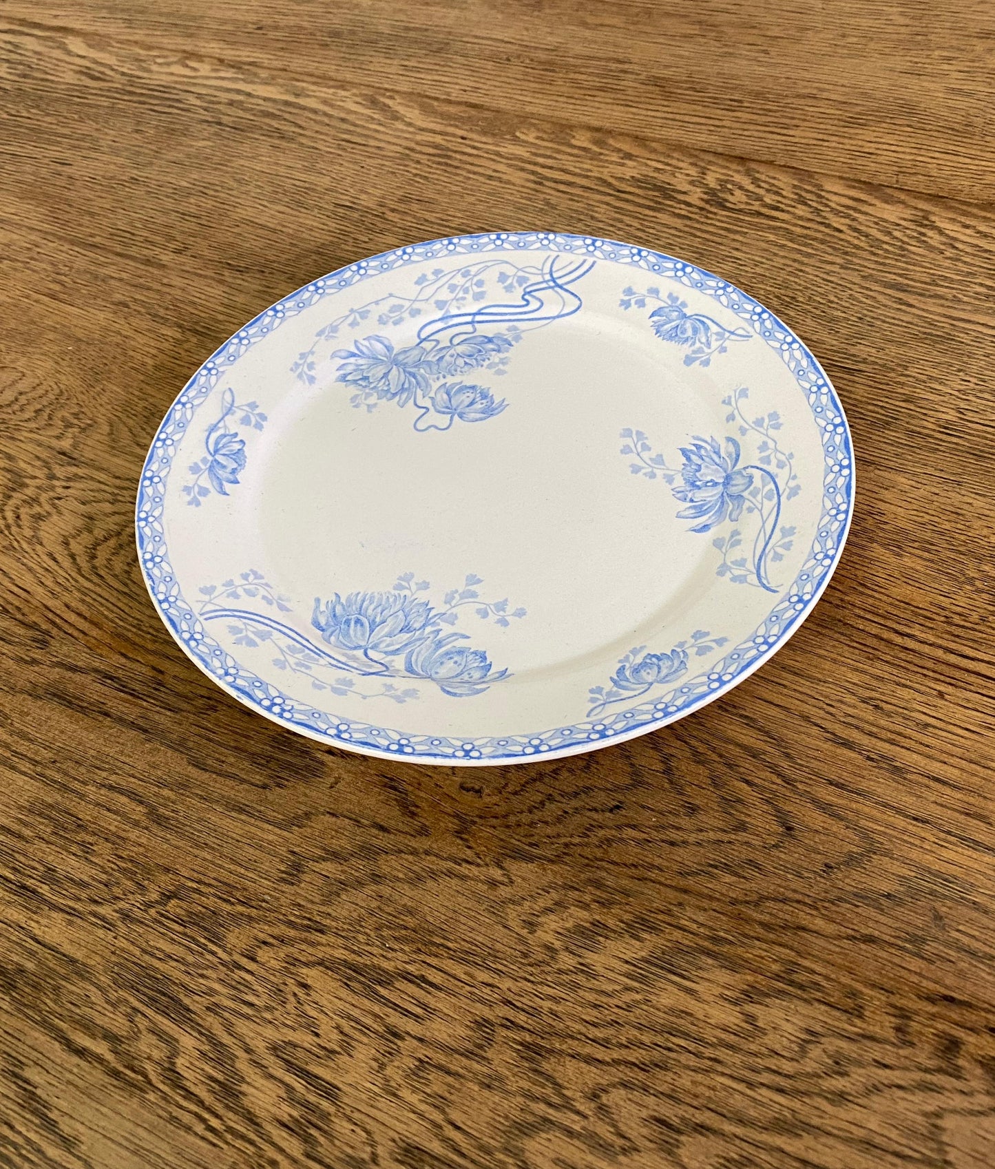 "Sarreguemines "dinner Plate