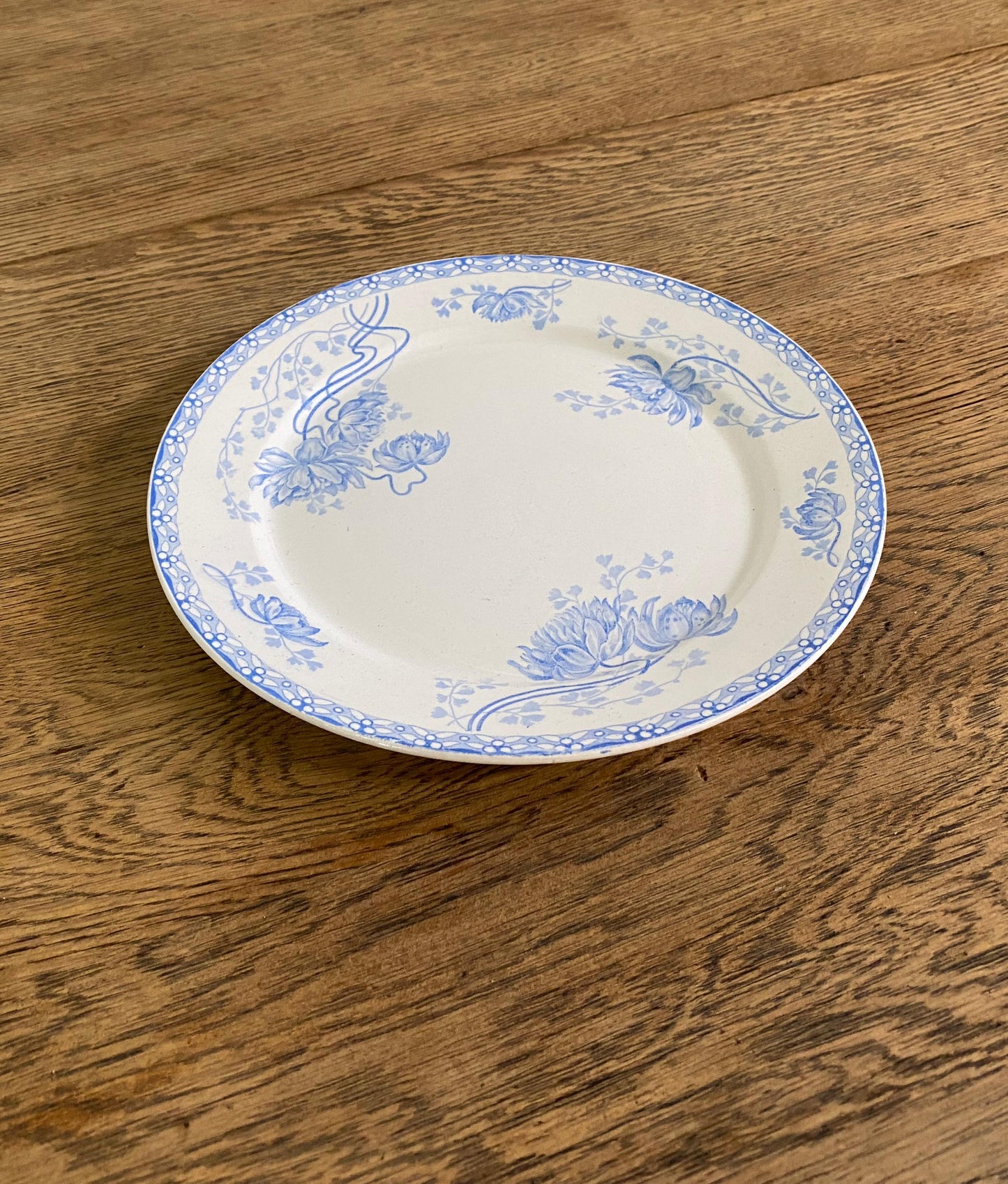 "Sarreguemines "dinner Plate