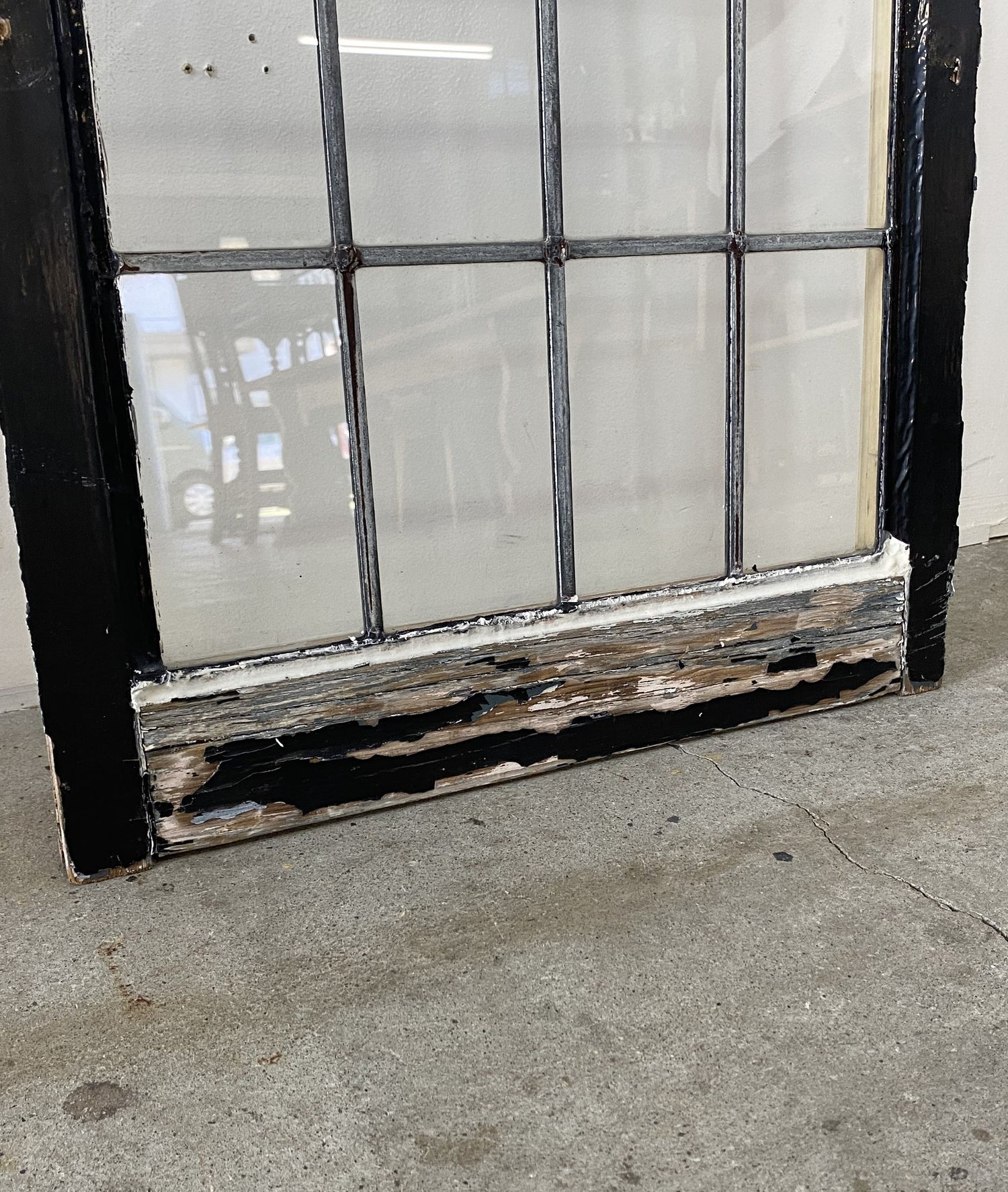Stained Glass window loop – Round trip Antiques