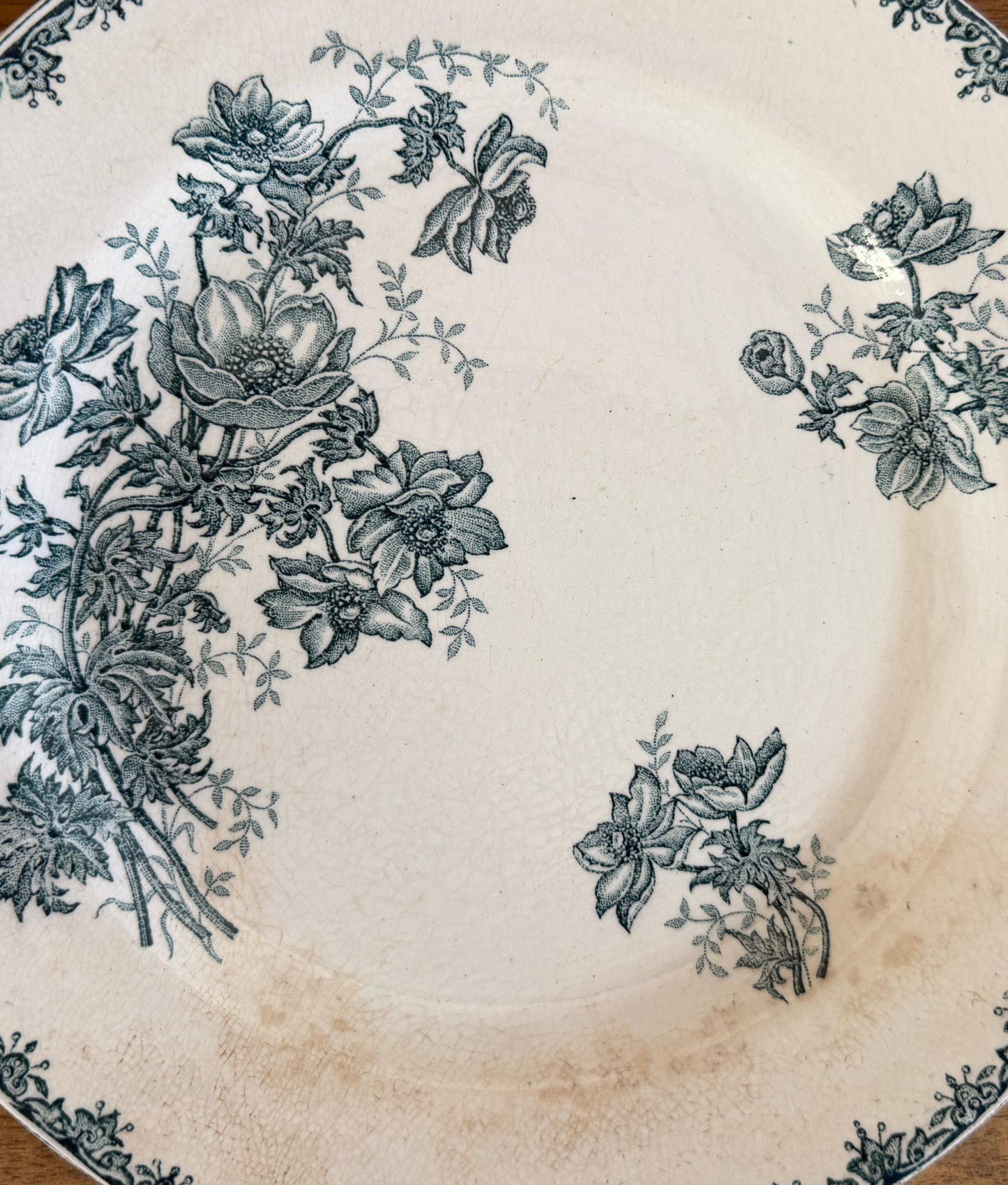 St.Amand"MARGOT"  Plate