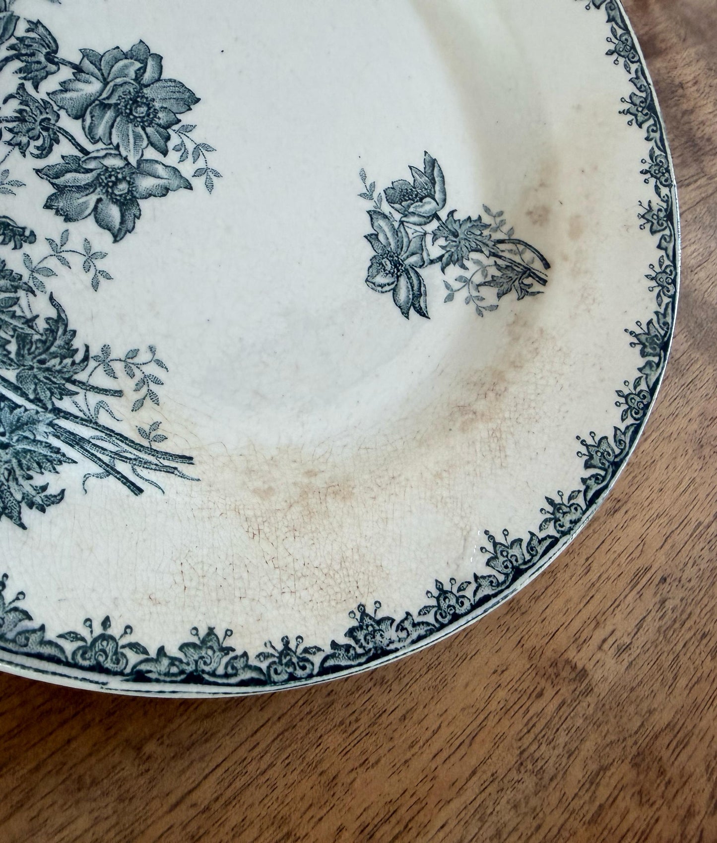 St.Amand"MARGOT"  Plate