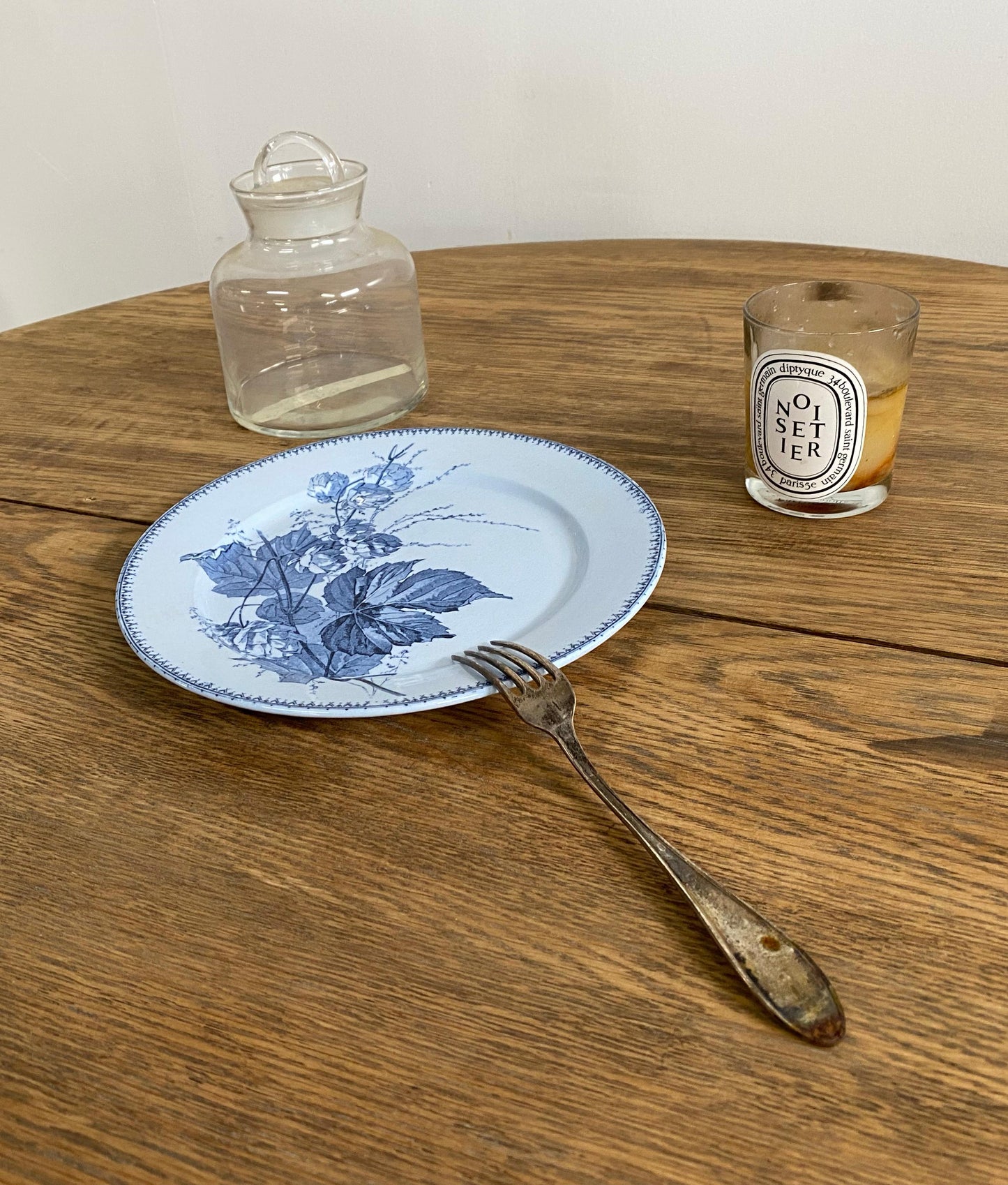 Sarreguemines"CORIN'THE  U&C"Dinner Plate A