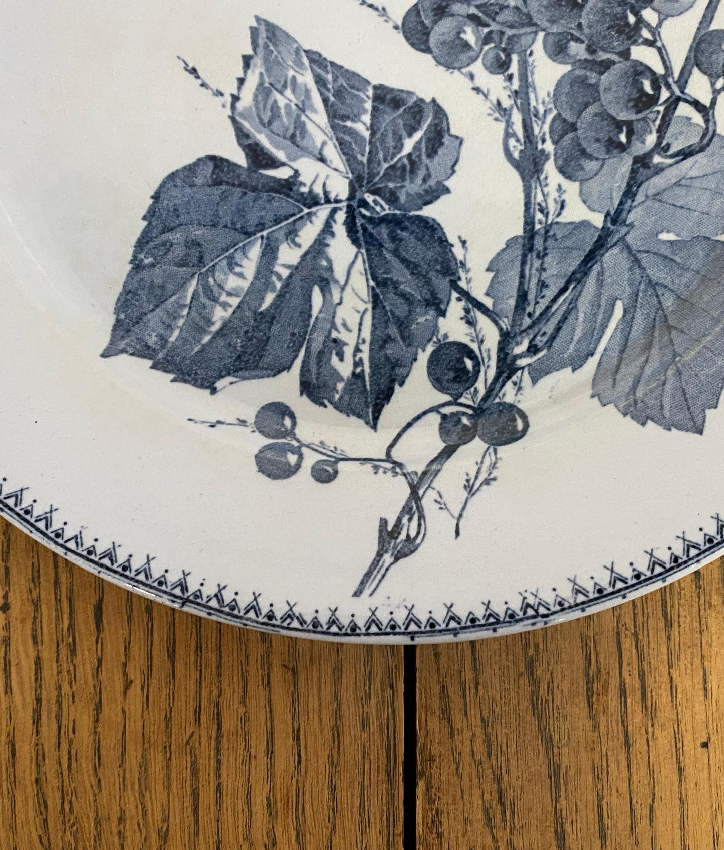 Sarreguemines"CORIN'THE  U&C"Dinner Plate B