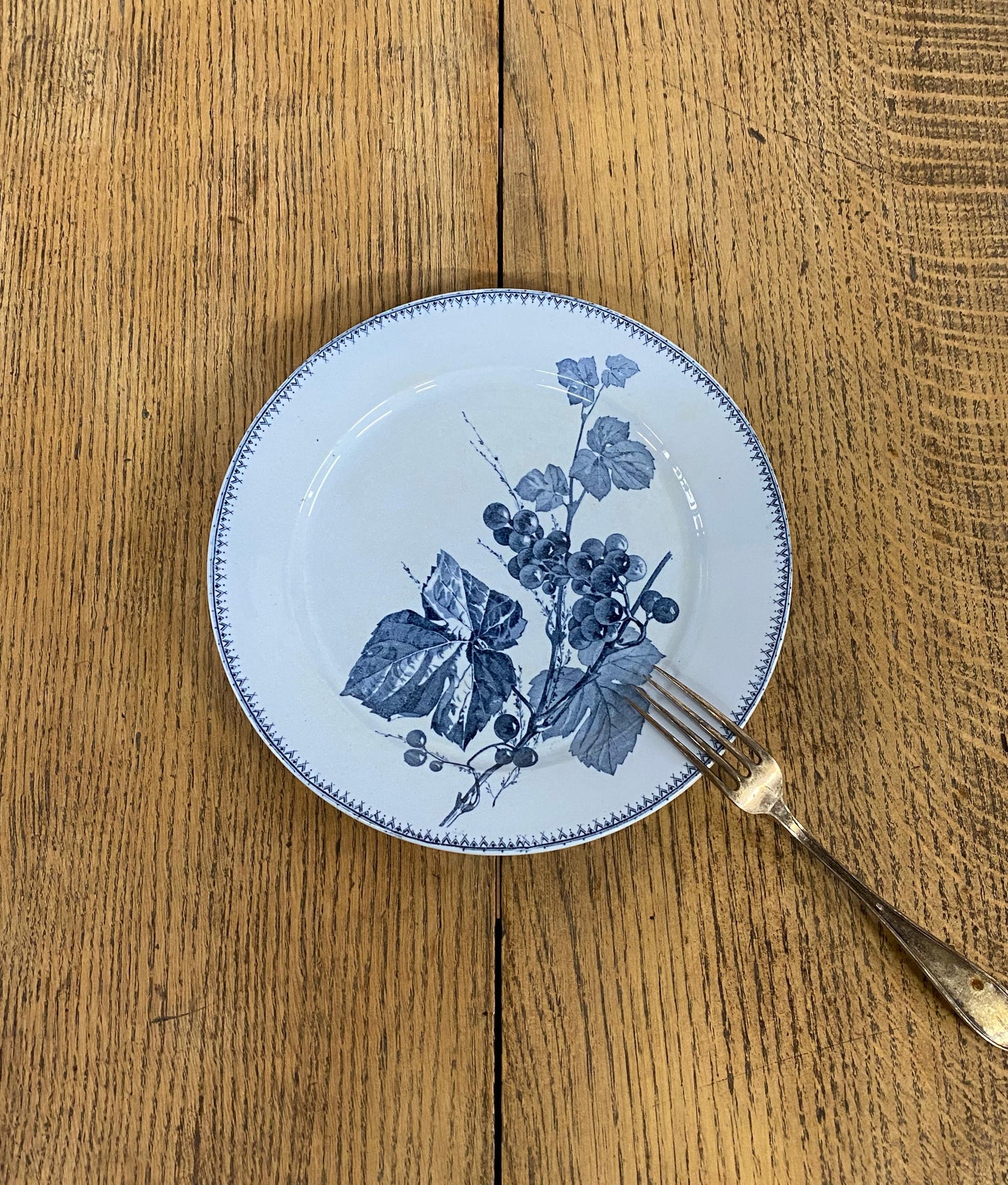 Sarreguemines"CORIN'THE  U&C"Dinner Plate B