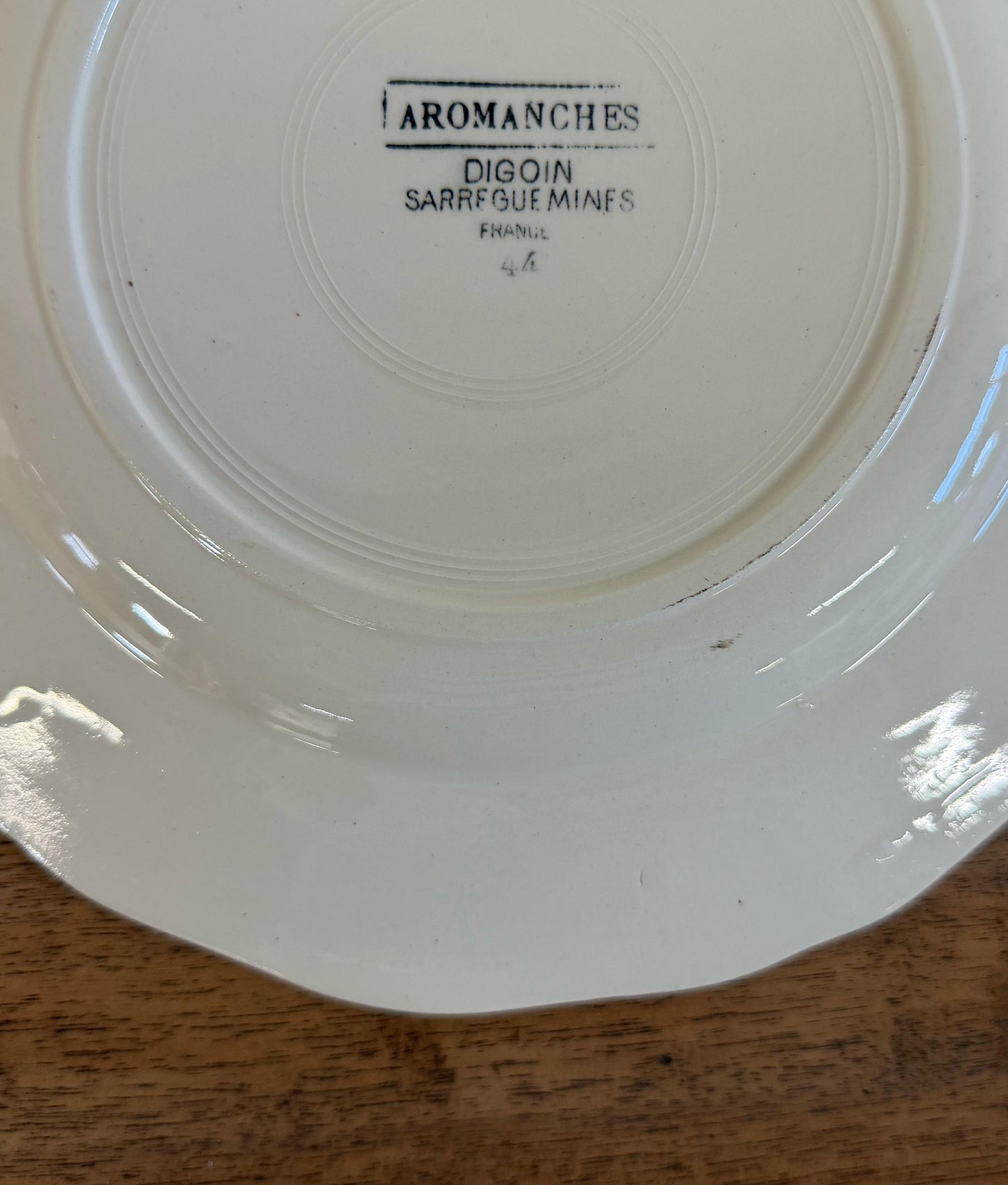 Sarreguemines"ARROMANCHES"Plate