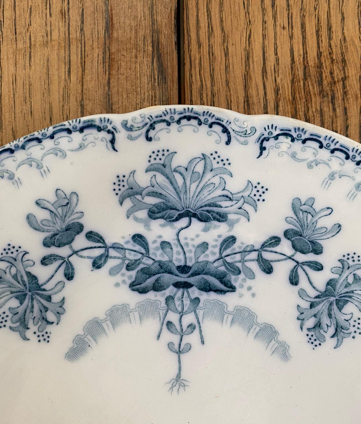 St.Amand"Regence" Dinner Plate