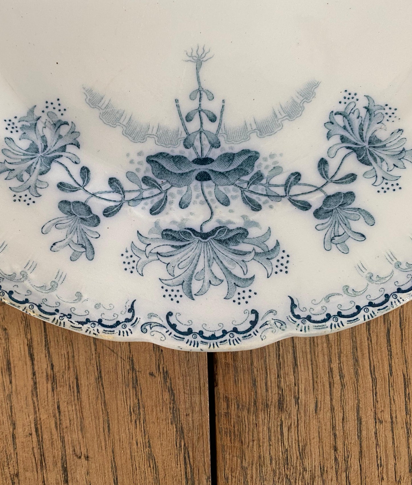 St.Amand"Regence" Dinner Plate