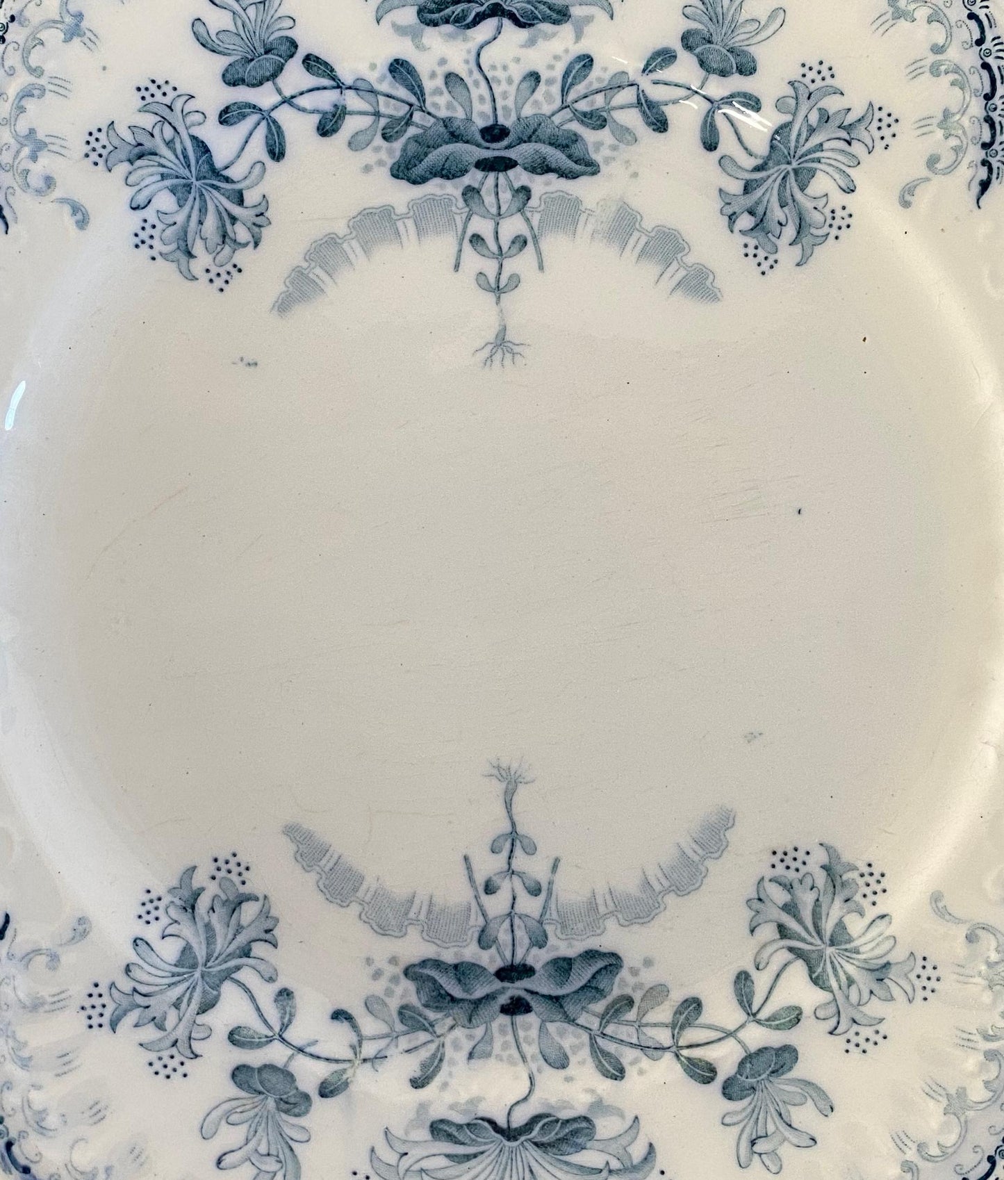 St.Amand"Regence" Dinner Plate