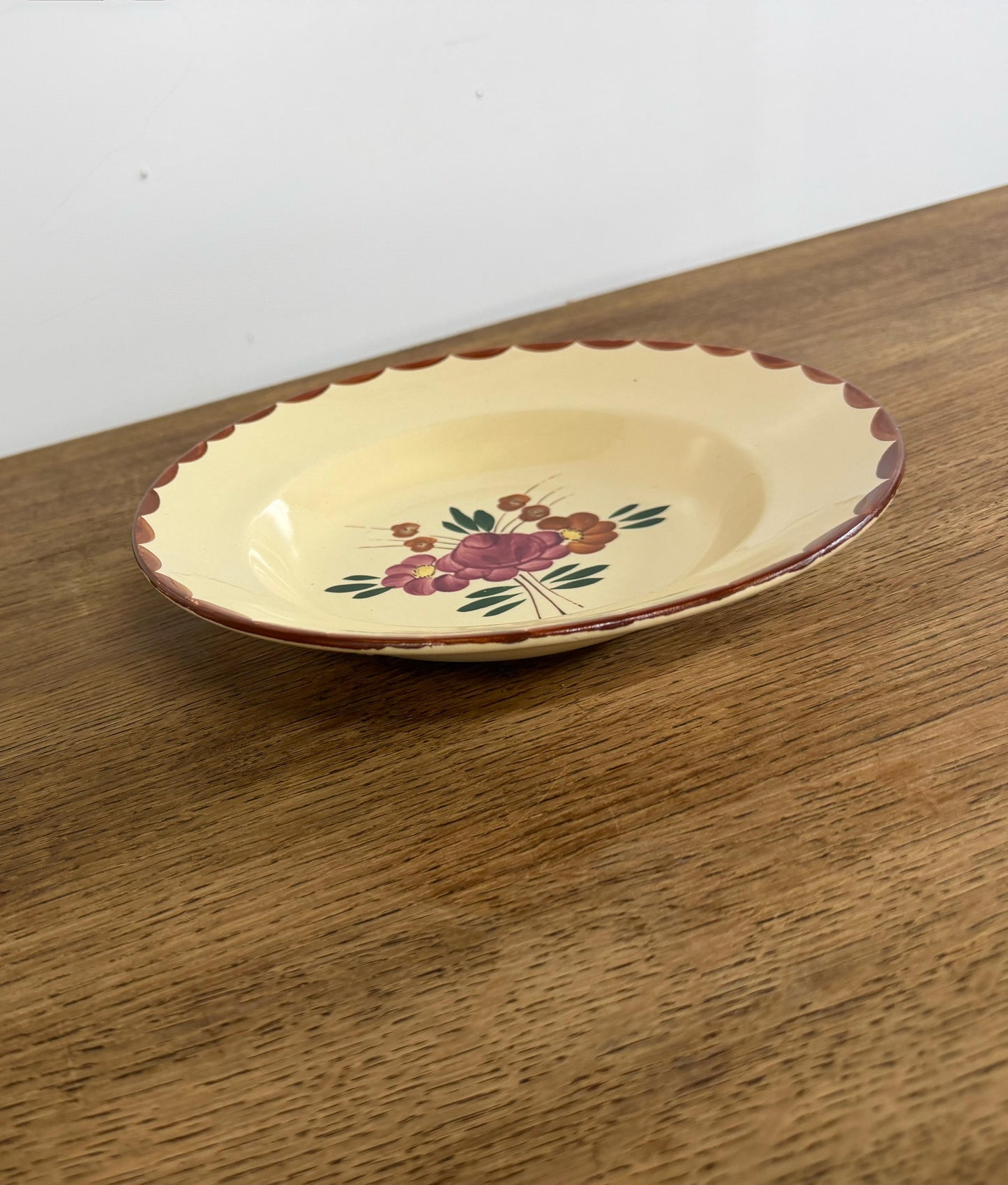 "St. Amand"Salad bowl