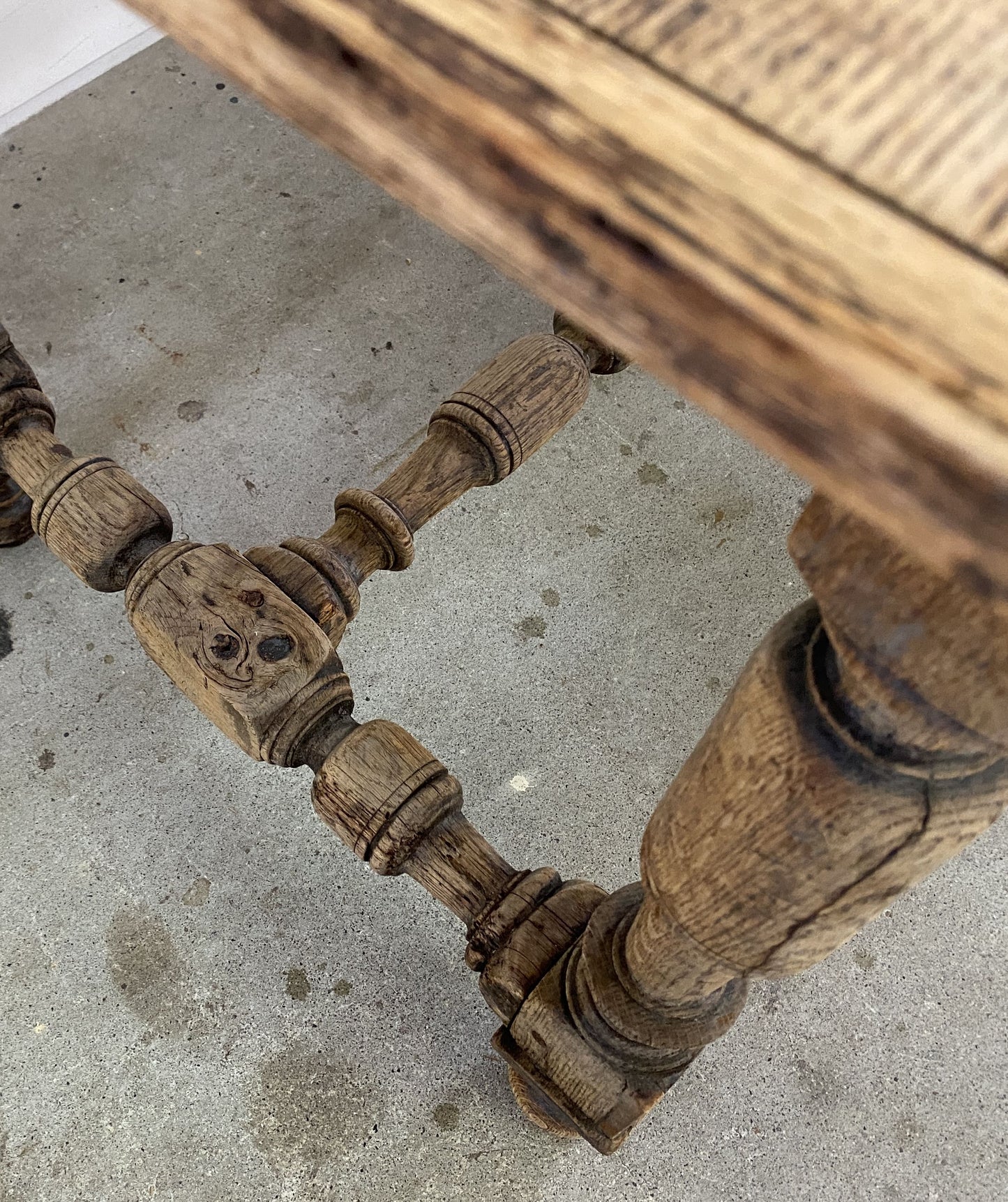 1dr French oak Table