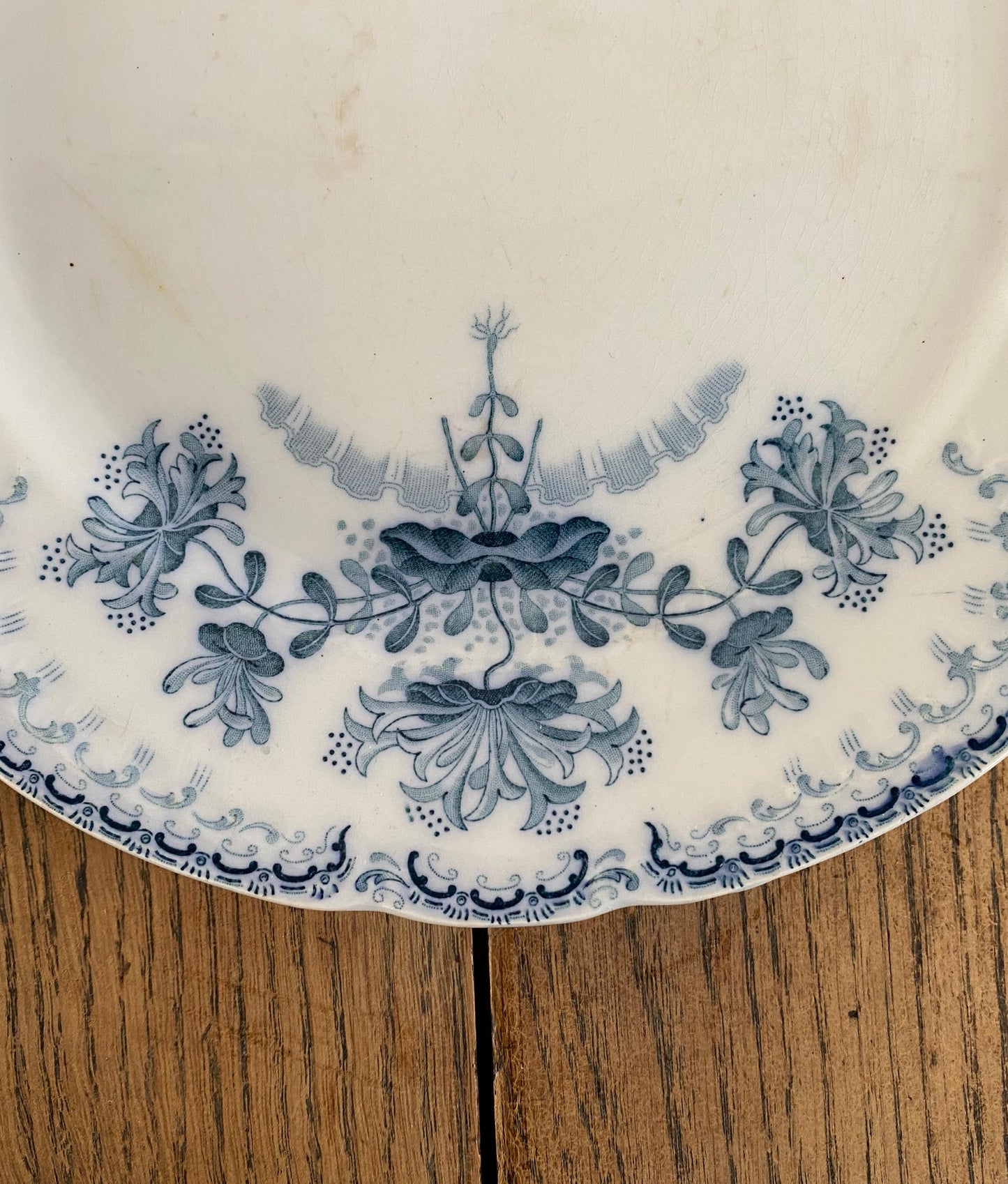 St.Amand"Regence" Dinner Plate