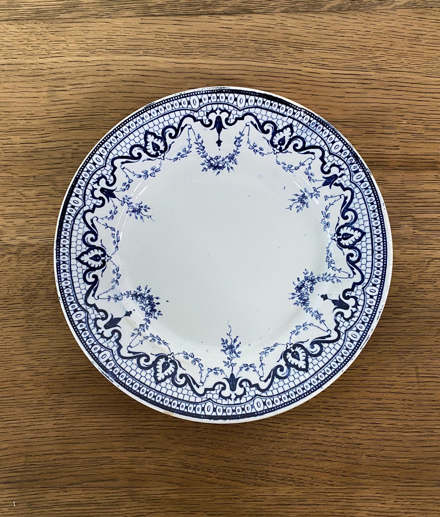 "Creil et Montereau"Plate