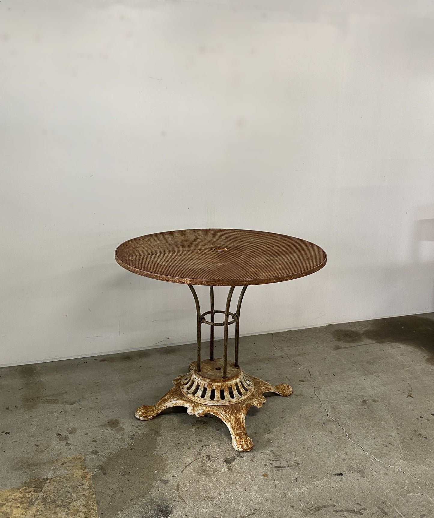 Cast Iron Round Bistro Table