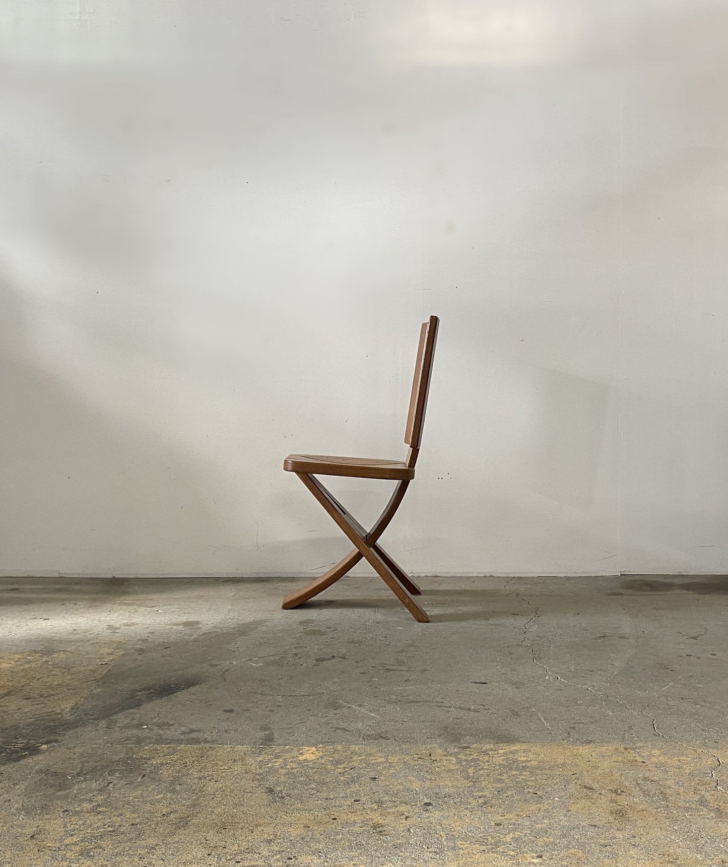 Sculptural Oak Tripod Chairs by ”Ebénisterie Seltz”