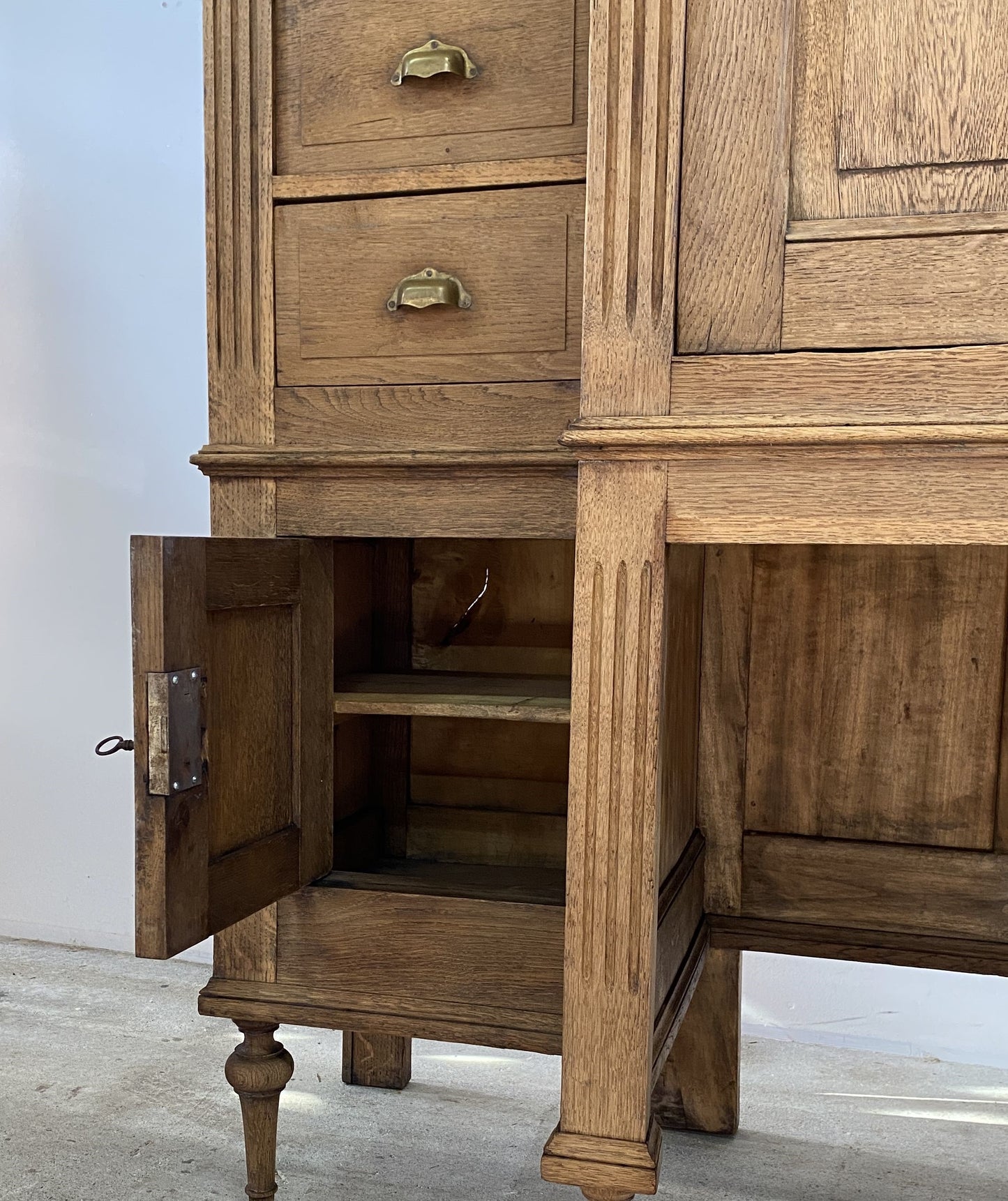 Oak Drawers Cabinet